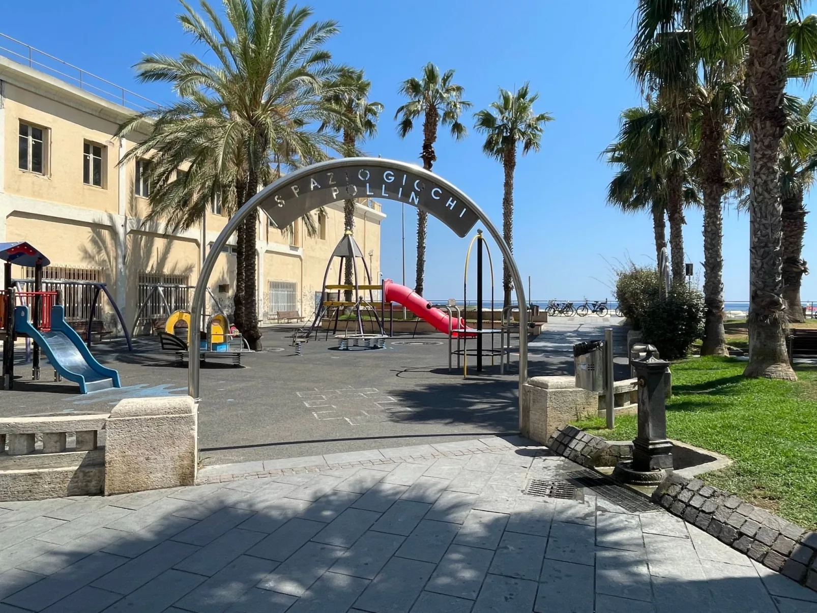 Gaia Home by Holiday World-Image-tags.info