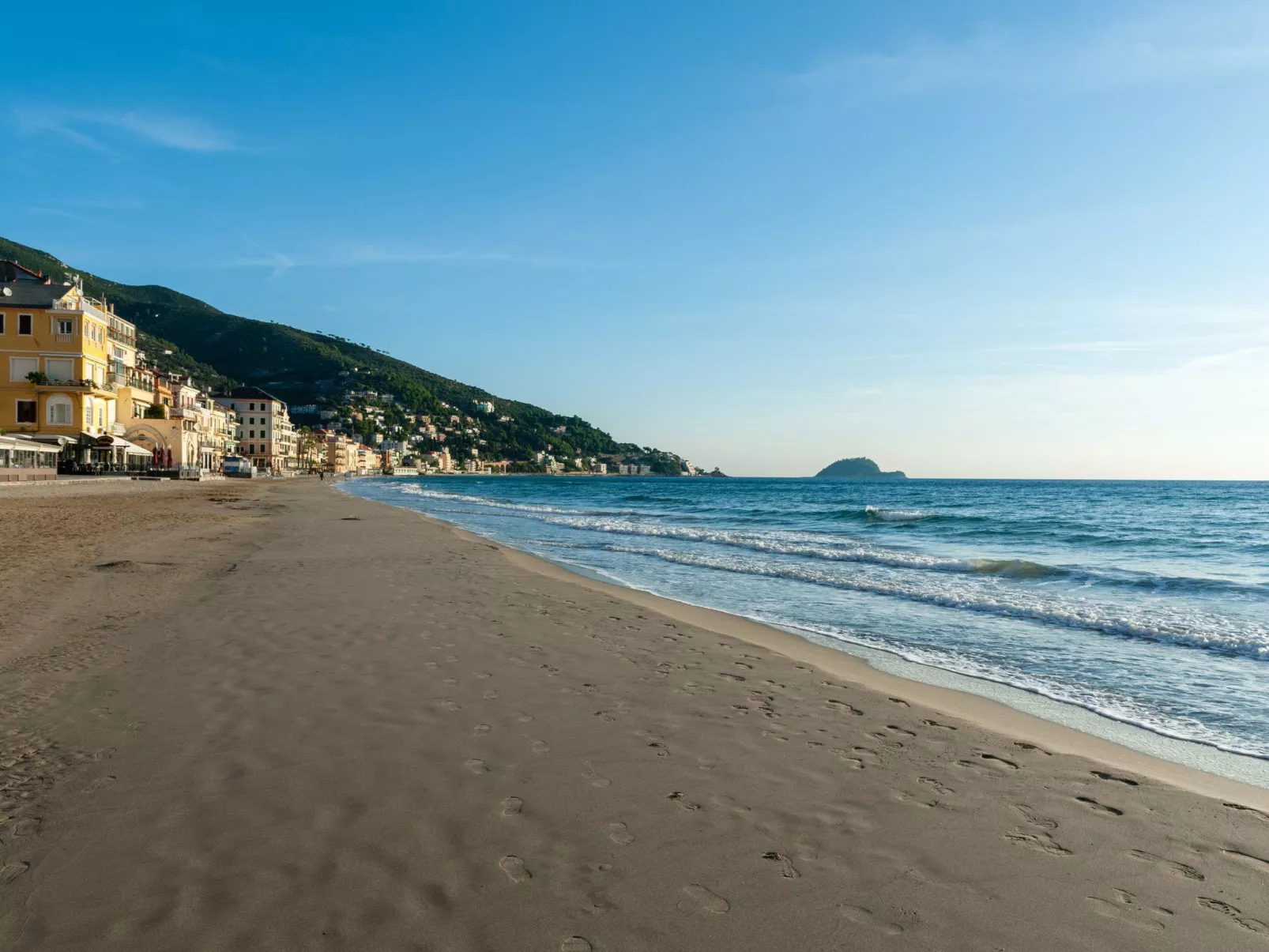 Serenity mit Meerblick-Image-tags.info