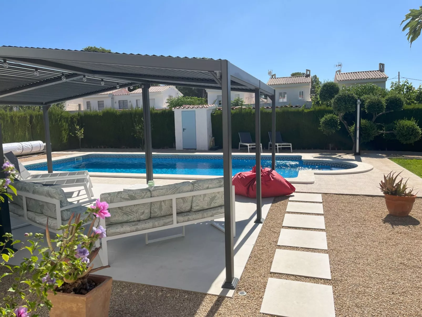 Mit Privatpool in El Casalot-Buiten