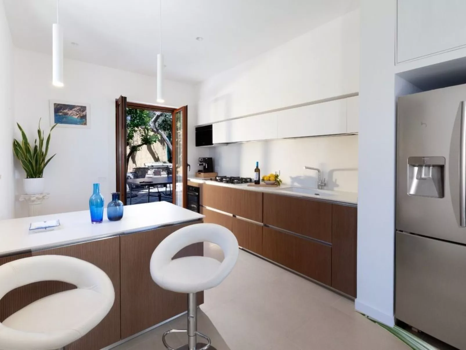 Haus in Sirenuse mit Panoramaterrasse-Image-tags.info