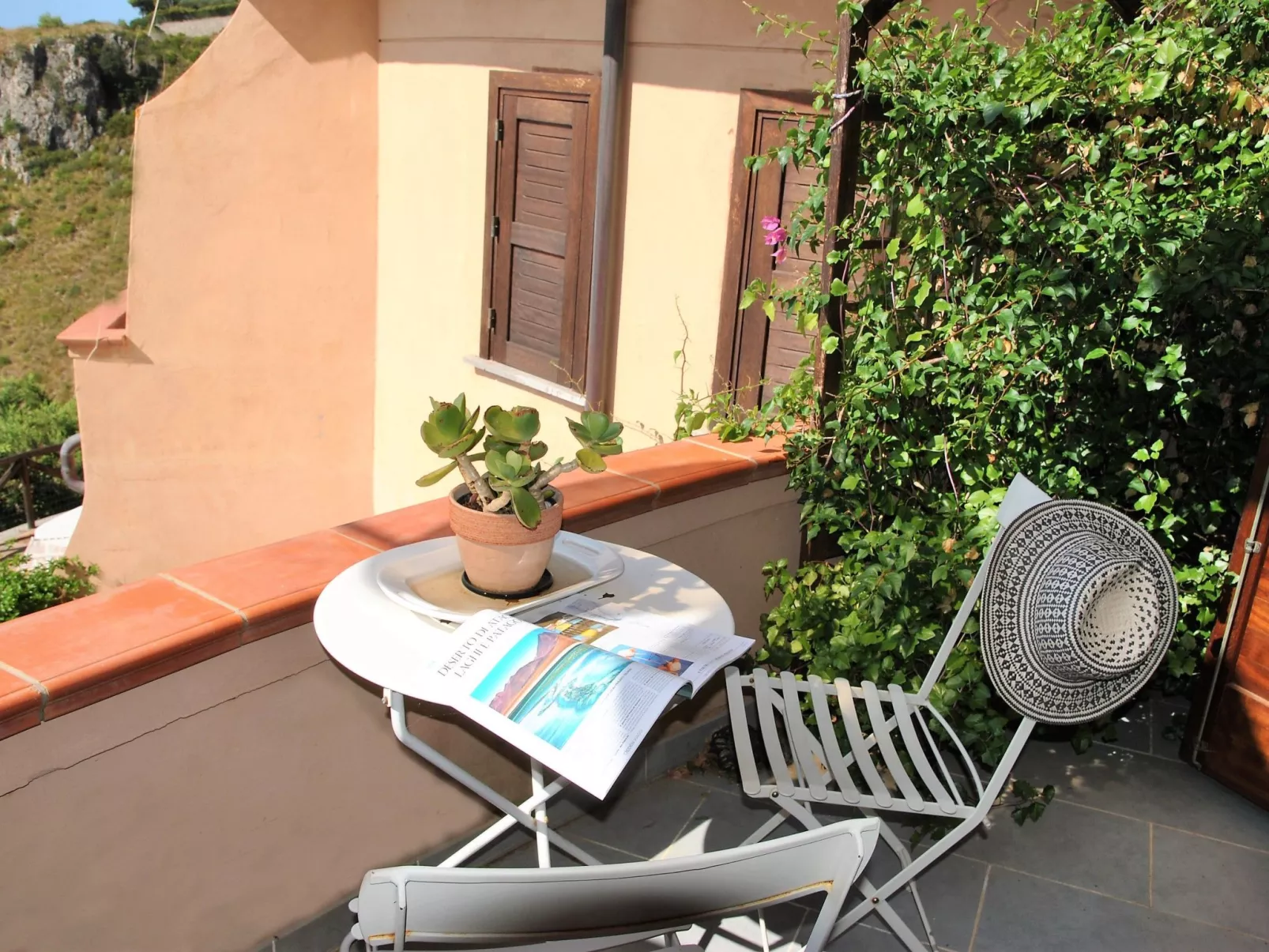 Haus in Sperlonga mit Terrasse und Grill-Buiten