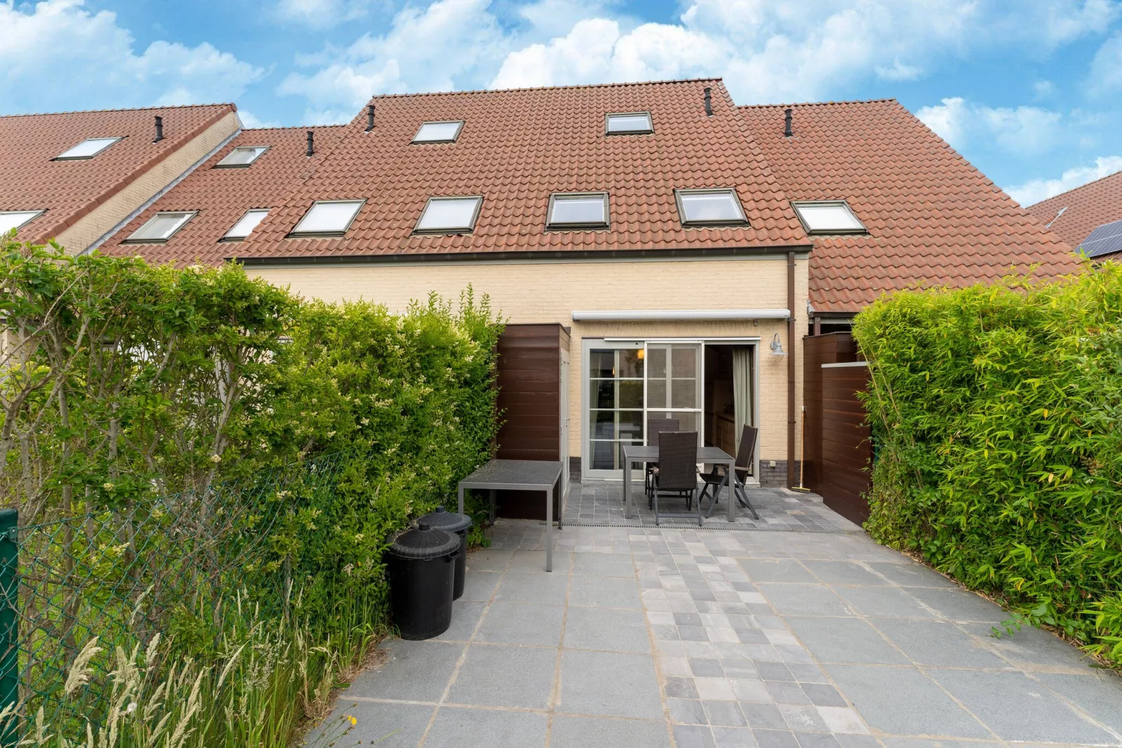 Huis 40-Buitenkant zomer