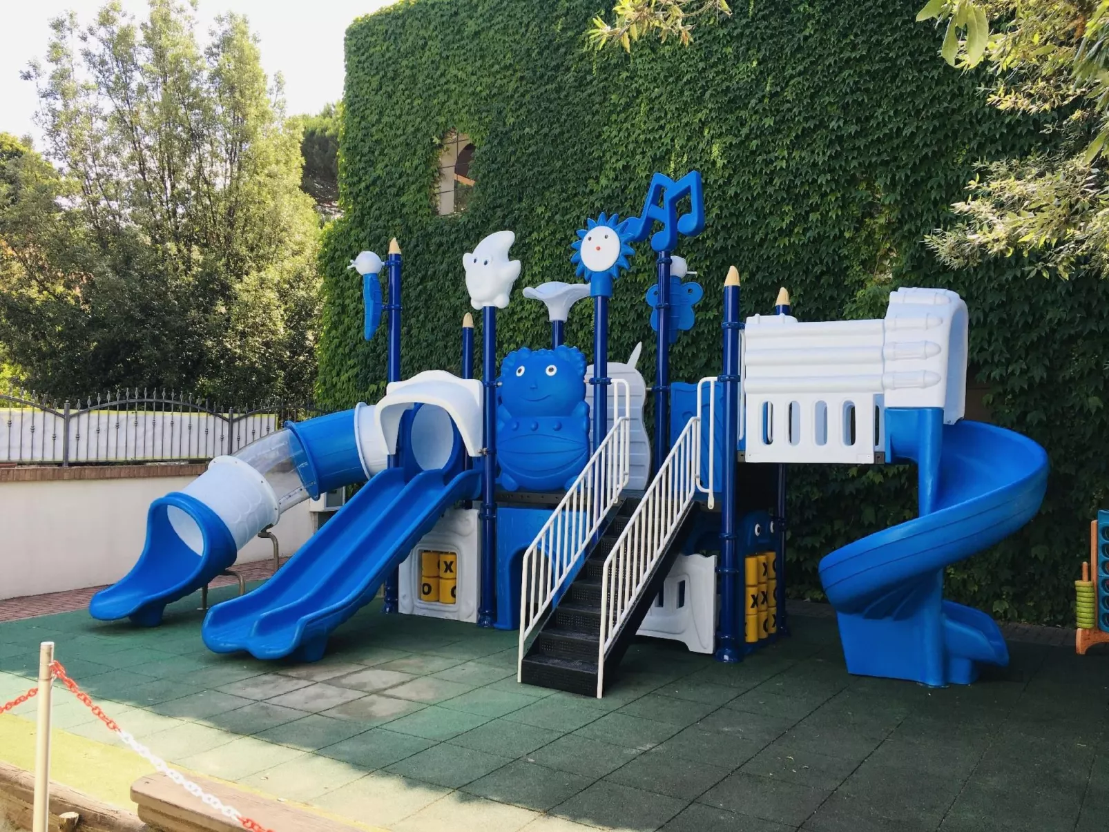 'Caliente' mit Balkon-Image-tags.info