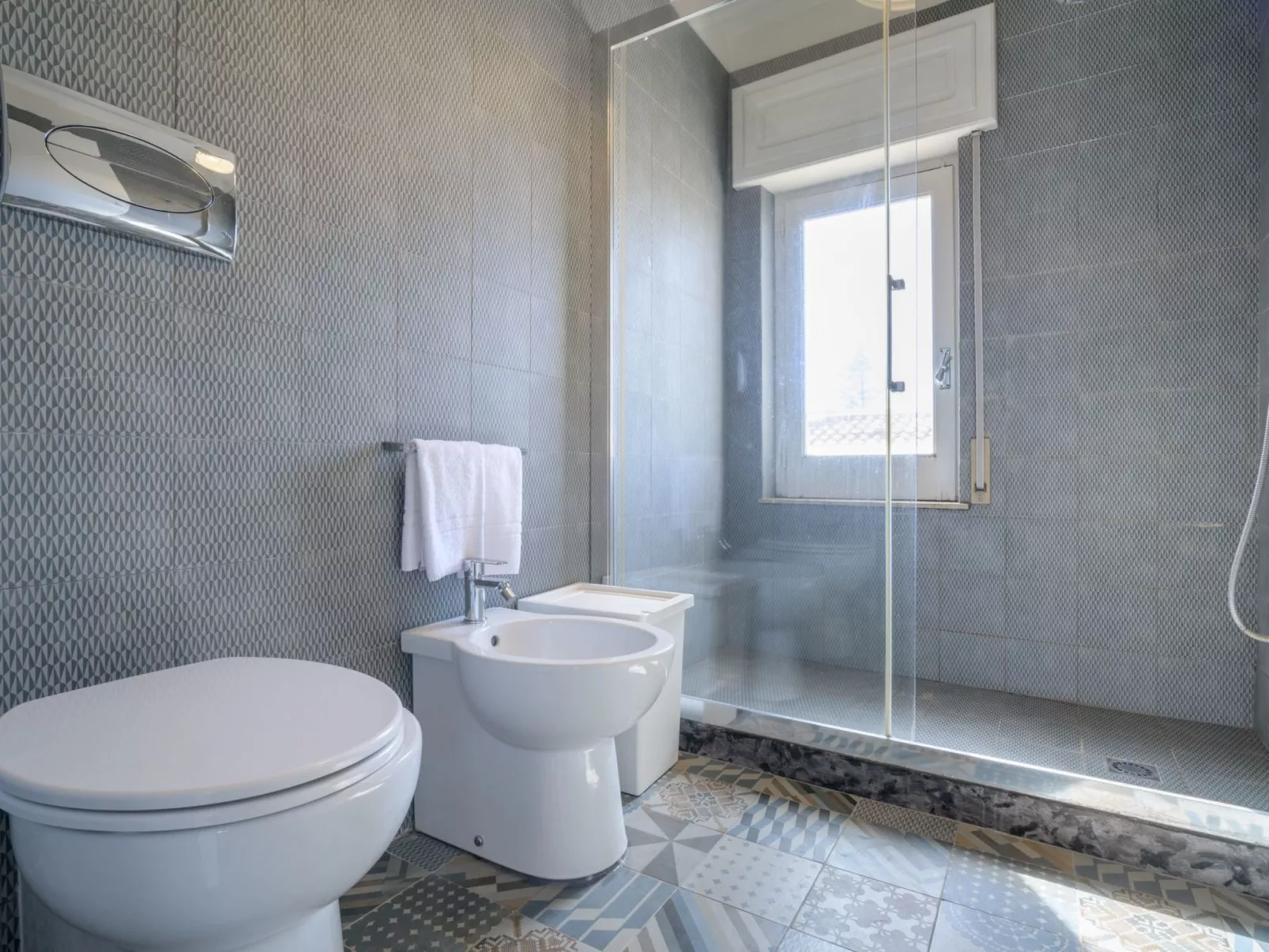 In Donnalucata mit Grill und Terrasse-Image-tags.info