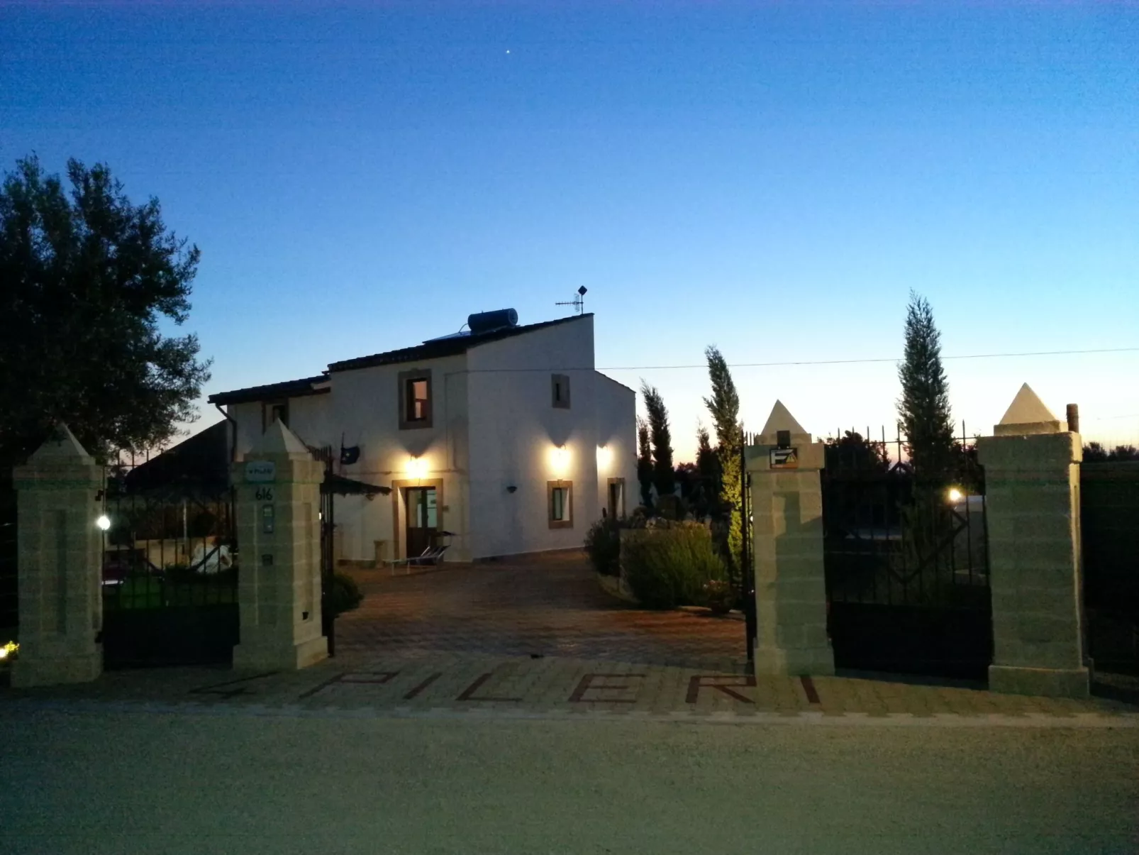 'Marc' mit Privatparkplatz-Buiten