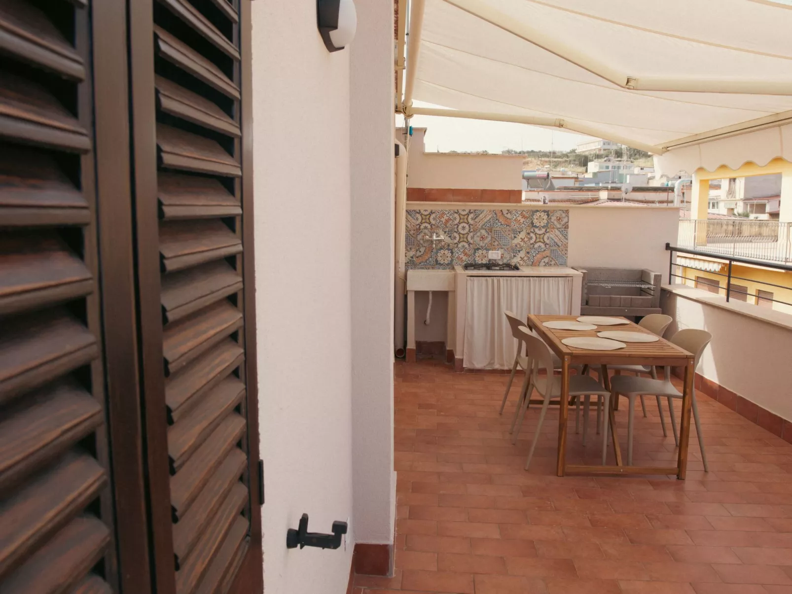 Modernes Loft mit BBQ-Terrasse - Stadtzentrum am Meer-Image-tags.info