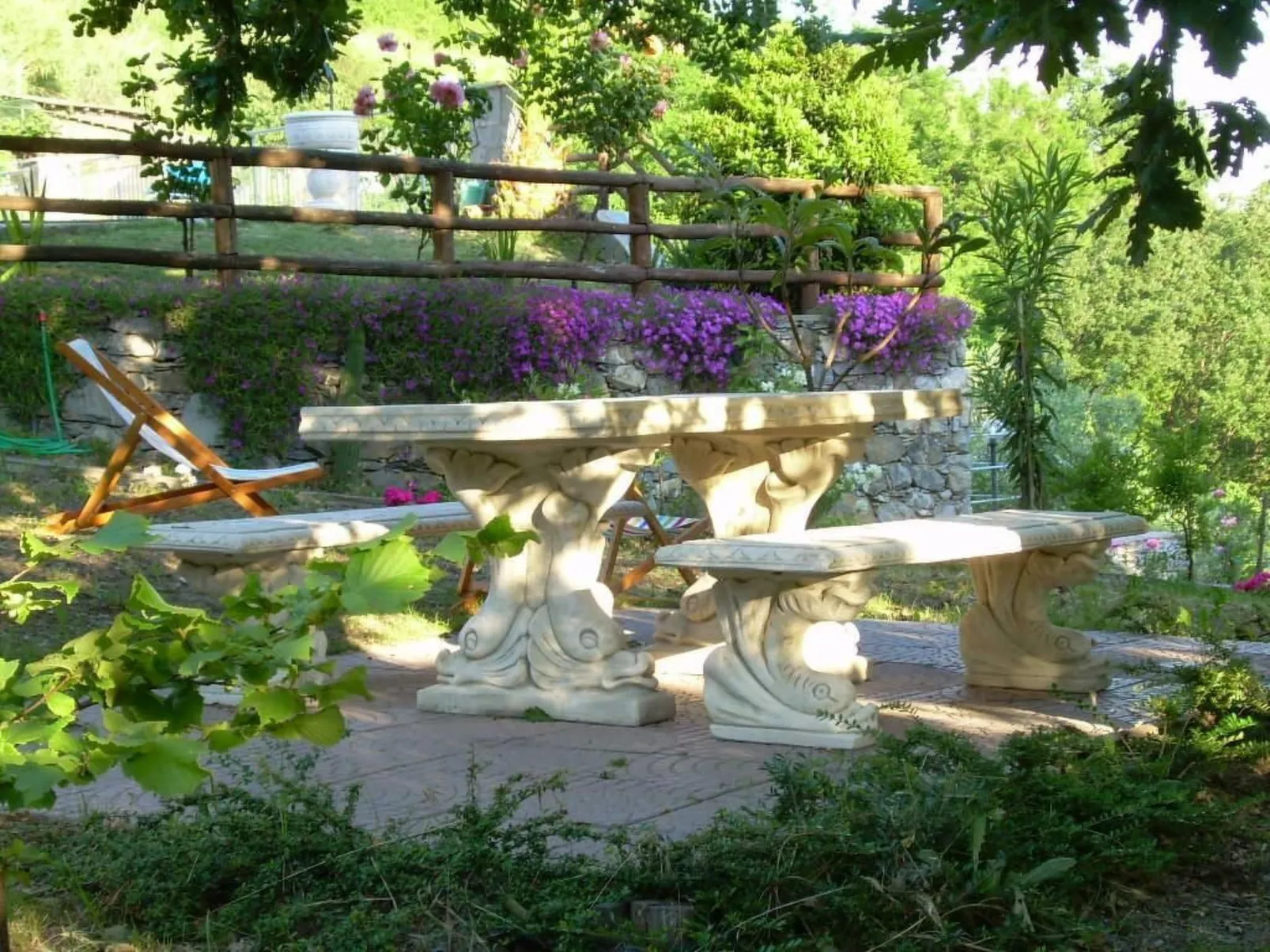 Wohnung mit Terrasse mit Meerblick-Buiten