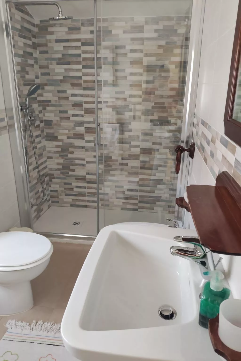 In Salò mit Grill, Terrasse und Garten-Image-tags.info