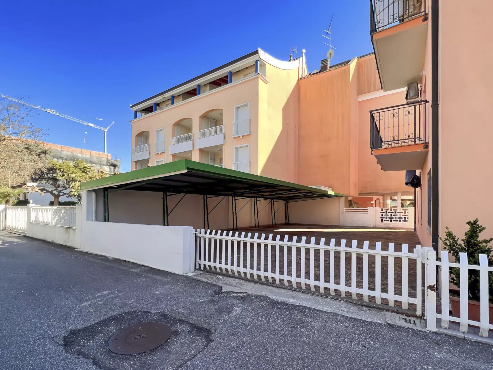 Wohnung 'Calligher A' mit Balkon-Image-tags.info