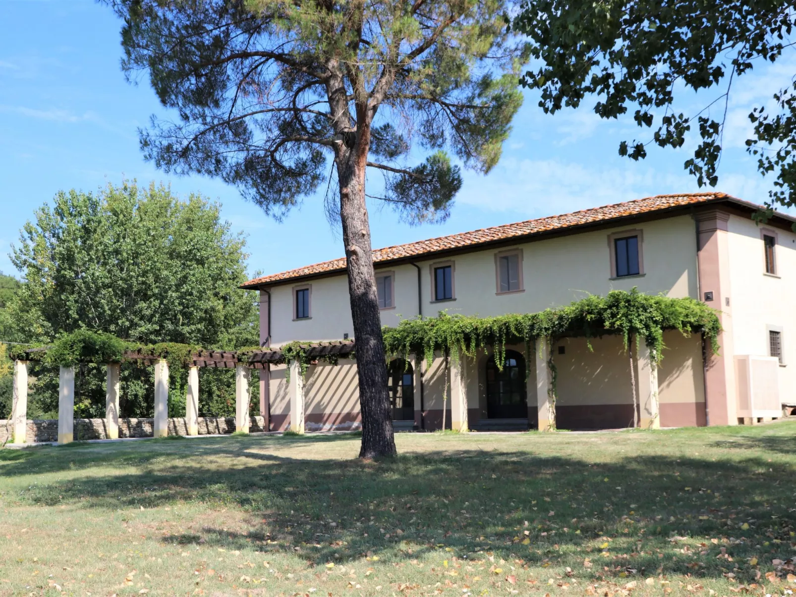 Charmante 1-Zimmer-Wohnung in Reggello-Buiten