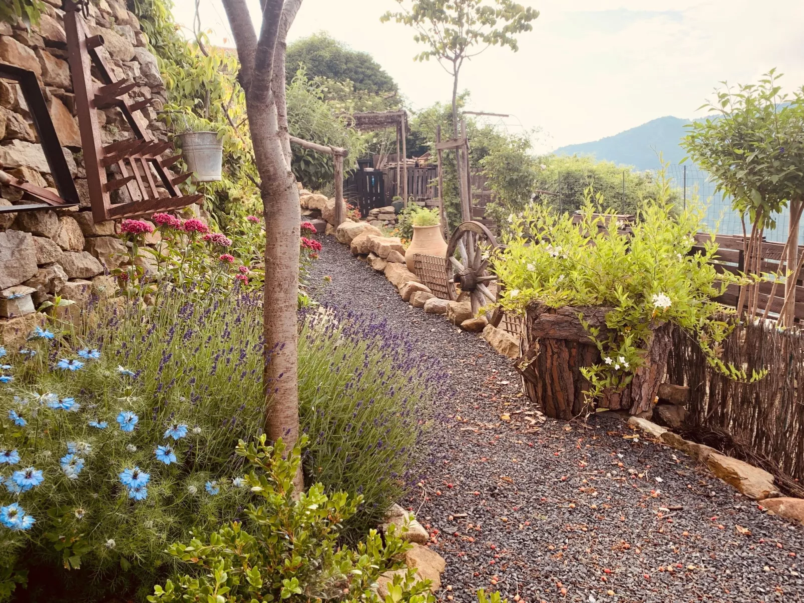 Für 4 Personen ca. 110 m&sup2; in Bajardo, Norditalien (Ligurien)-Binnen