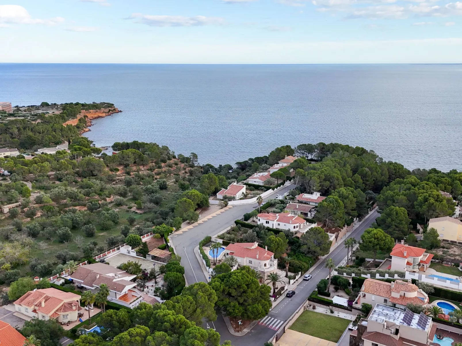 Imposante Ferienvilla mit großem Pool-Binnen