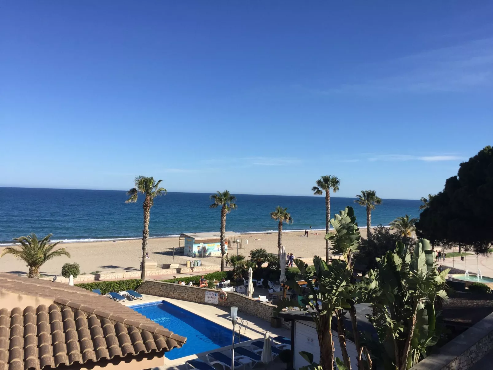 Geräumiges, strandnahes Ferienhaus mit Garten-Image-tags.info