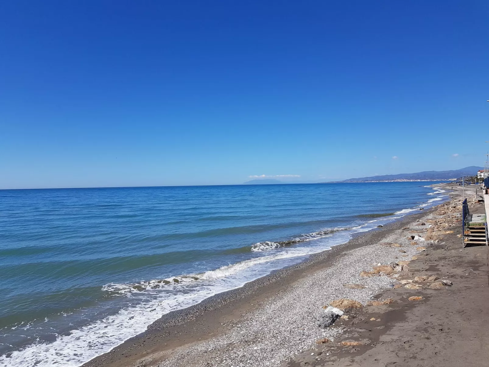 Gemütliche Wohnung in Torrox mit gemeinsamem Pool-Buiten