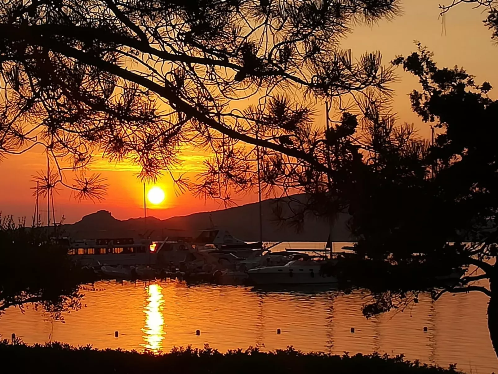 Villa am Meer-Buiten