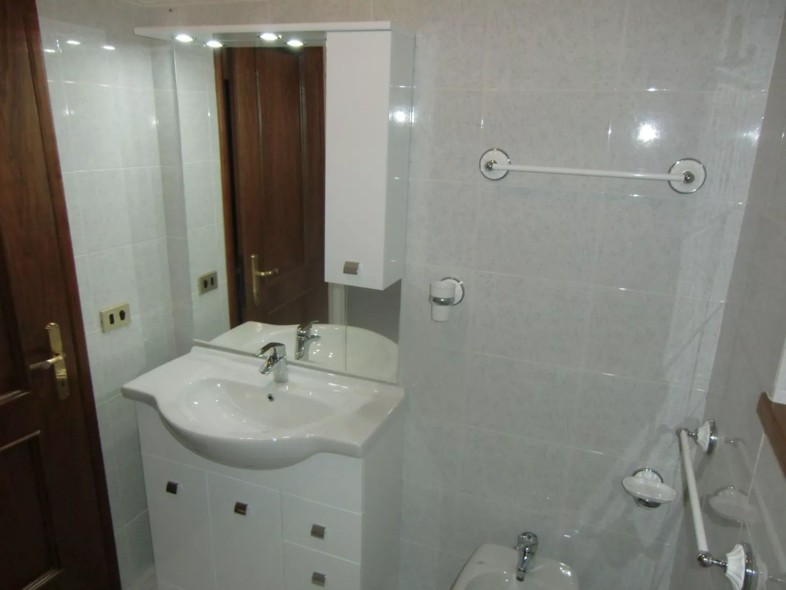 FLAT GABRIEL-Image-tags.info