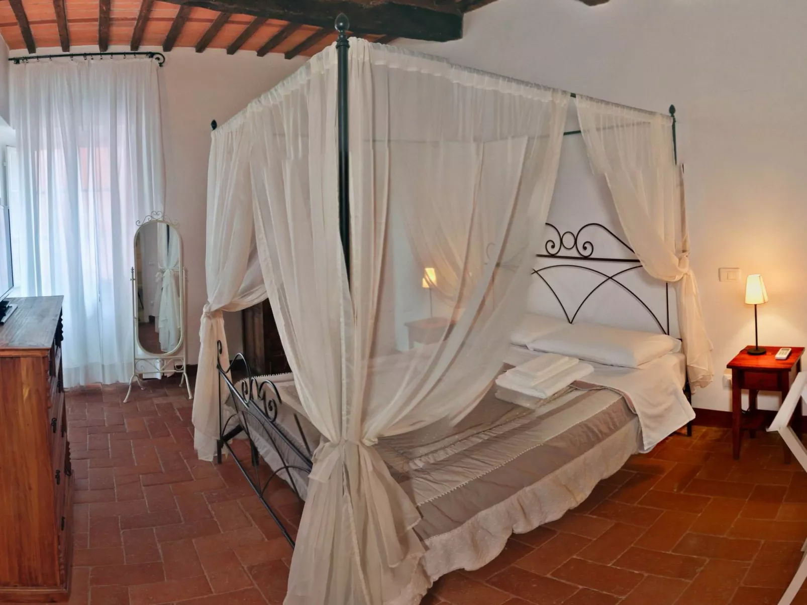 'lorien 14' mit eigenem Pool-Binnen