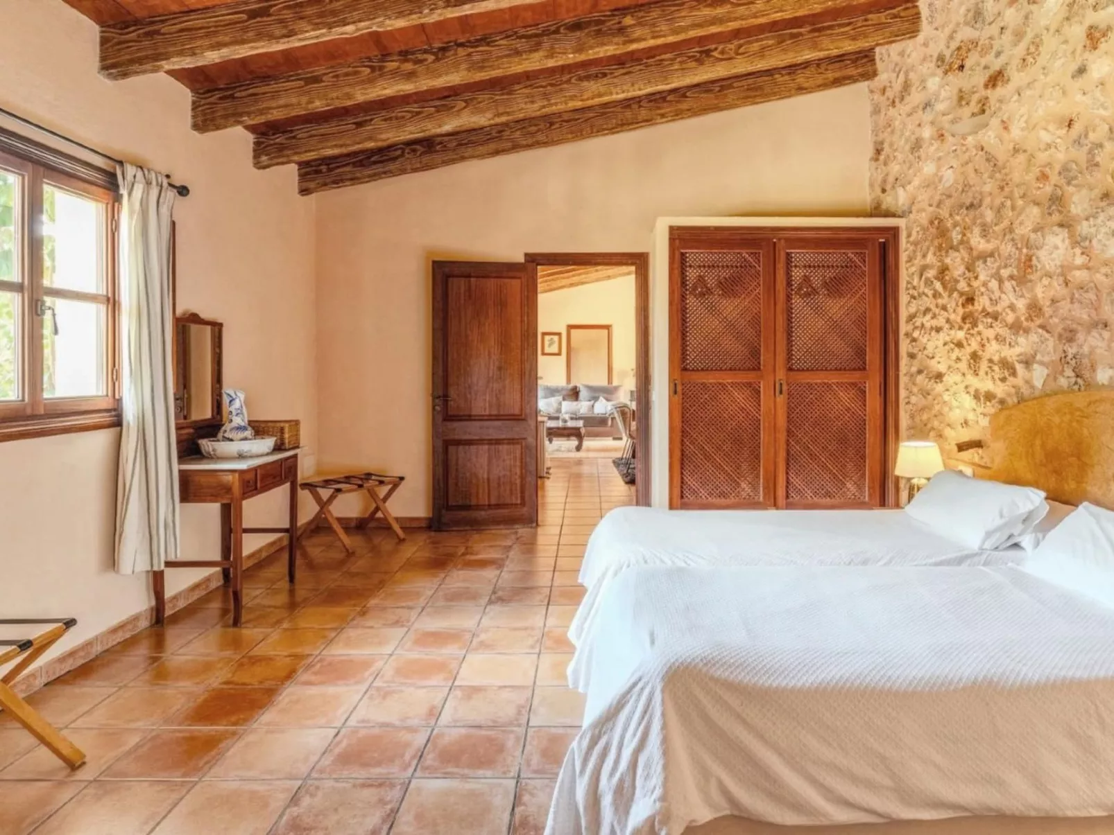 Finca in idyllischer Umgebung Pool & Klima 8 Pers-Image-tags.info