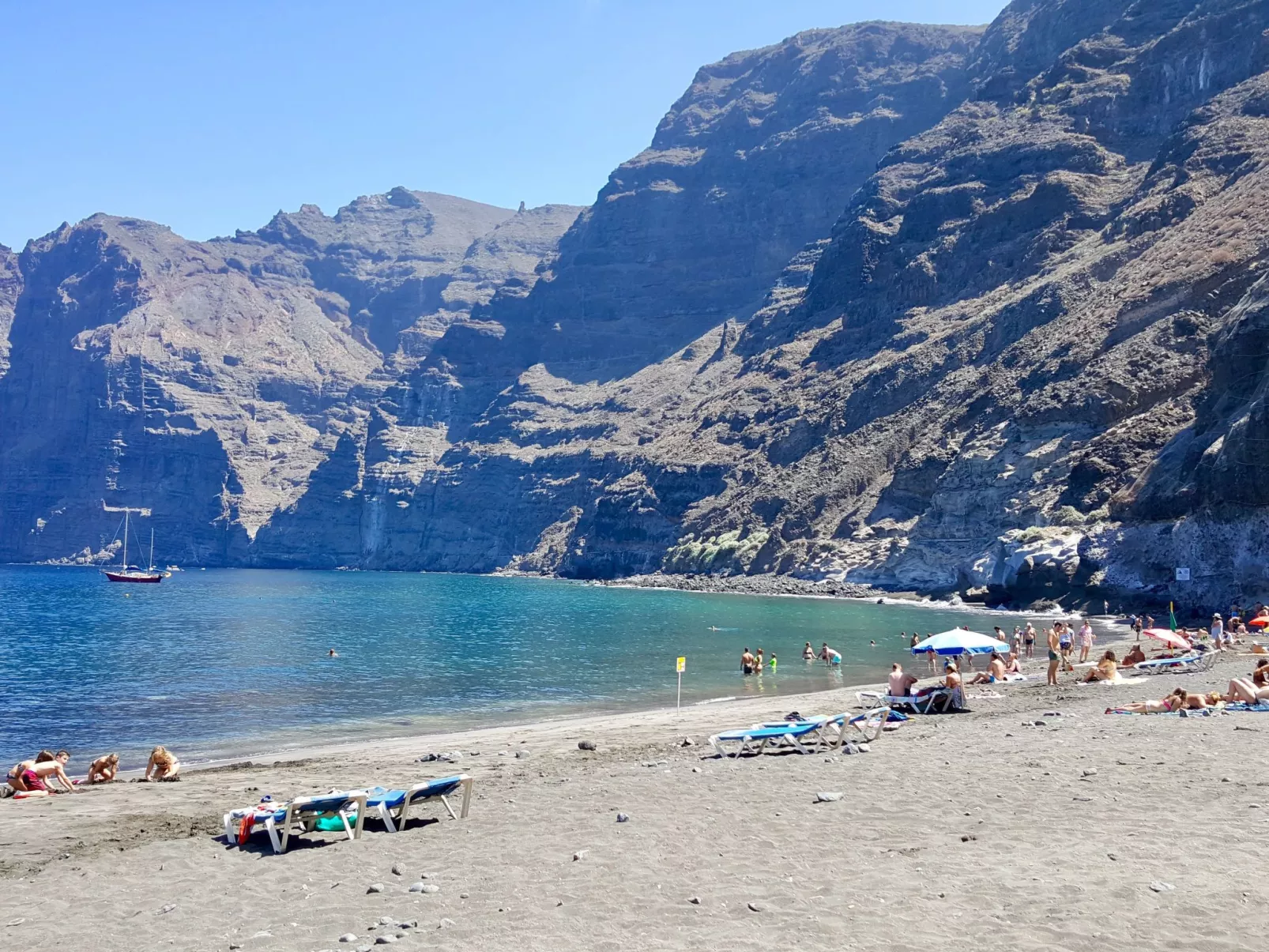 Wohnung mit Aussicht auf Meer und Klippen-Buiten