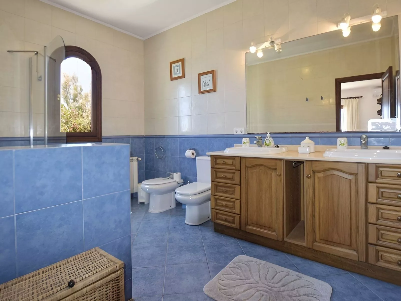 Villa "Solymar" privater Pool und Meerblick-Binnen