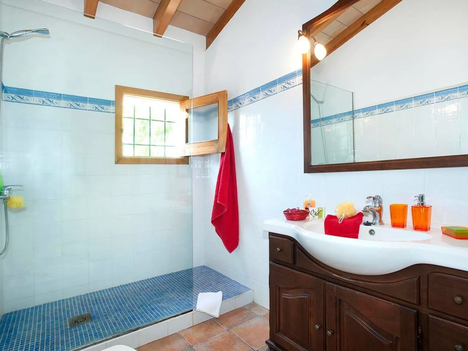 Schönes Ferienhaus in Alcúdia mit Großem Pool-Binnen