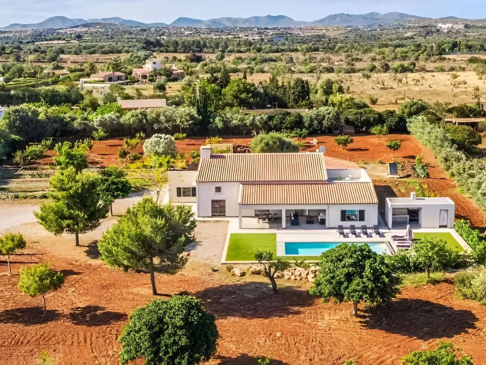 Modernes Haus in Meeresnähe-Buiten