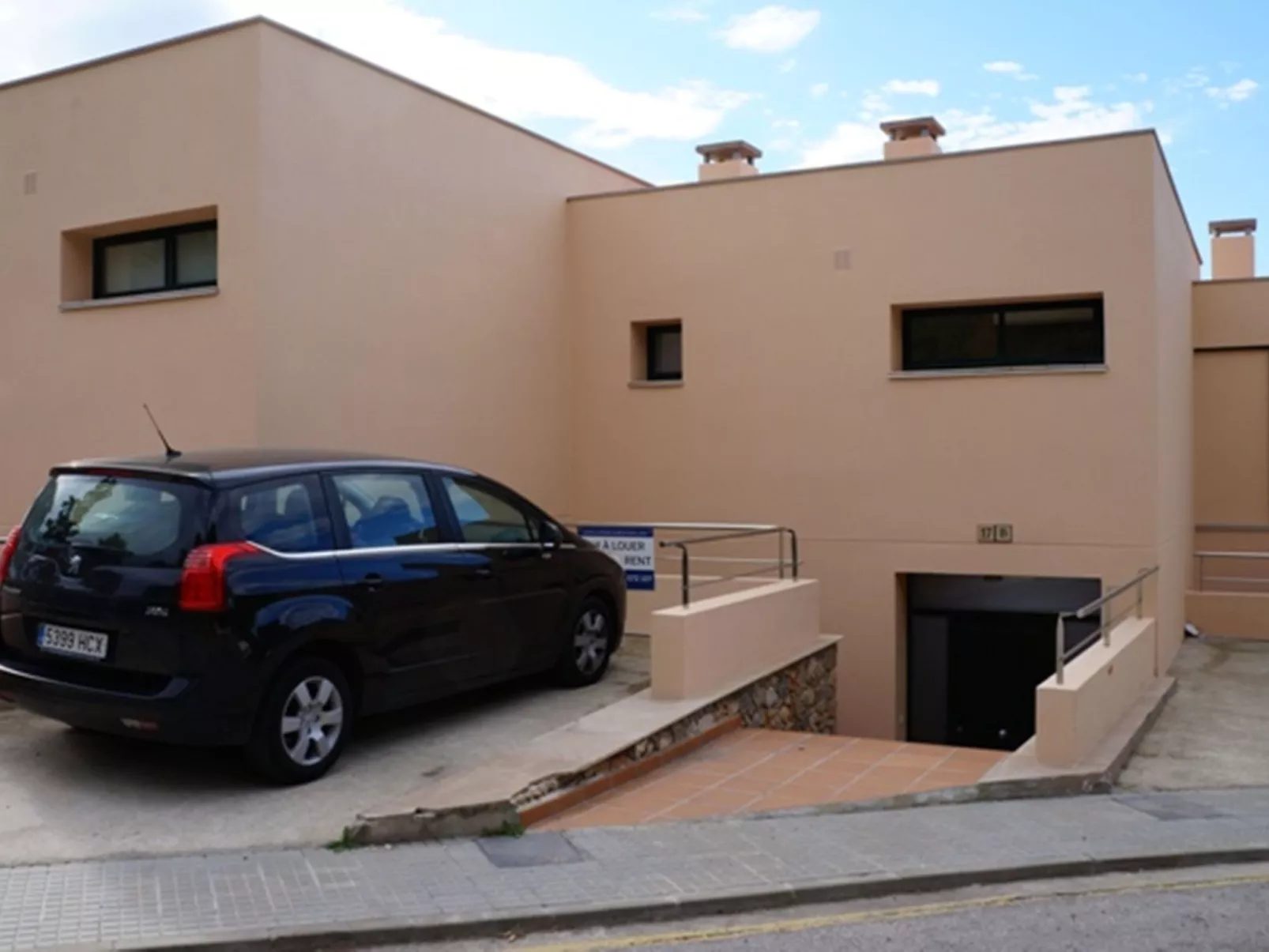 Costabravaforrent Pedró, Doppelhaushälfte für 6 Personen mit gemeinschaftlichem-Image-tags.info