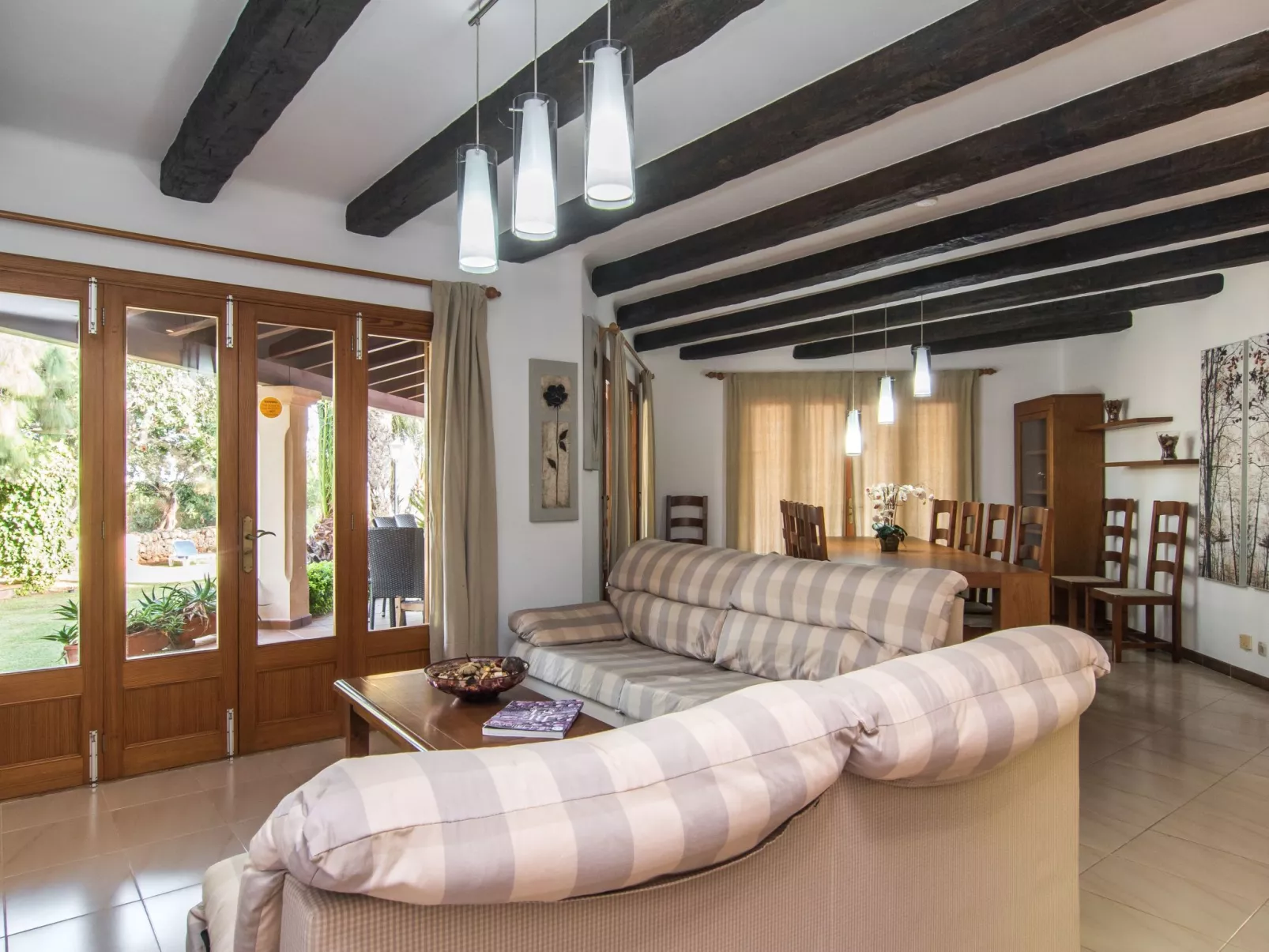 Finca 'Sanau' mit Terrasse-Binnen