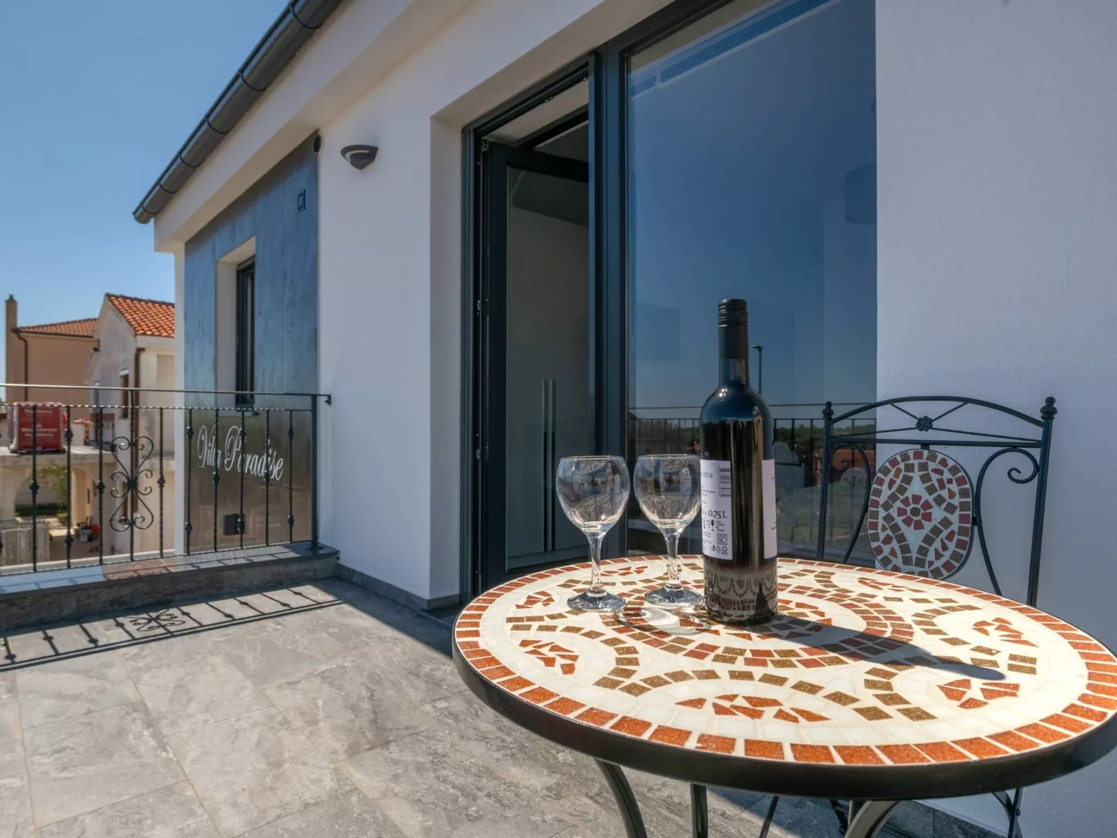 4 SZ mit Bad en suite Pool und Sommerküche-Buiten