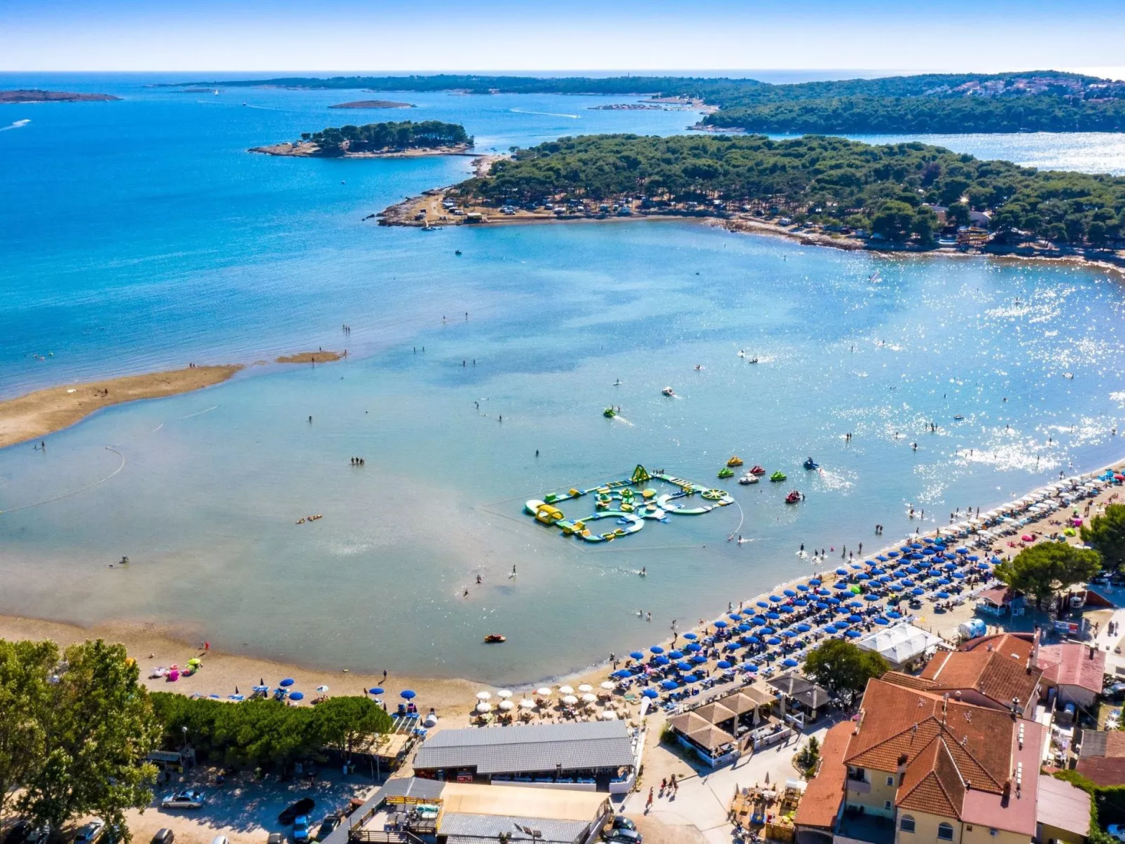 "Davorin" mit Balkon-Buiten