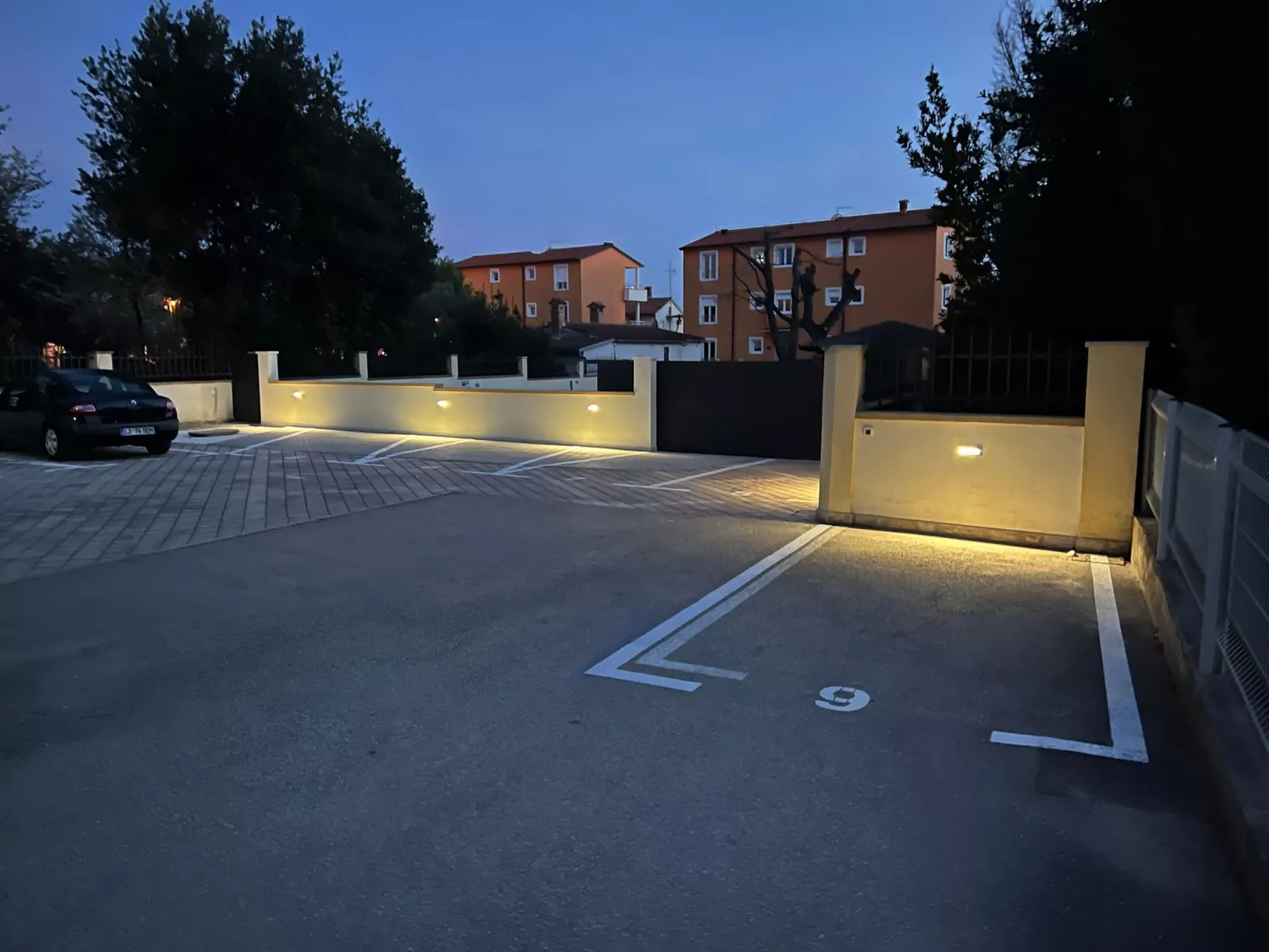 Luxus-Wohnung Igor Attic-Buiten