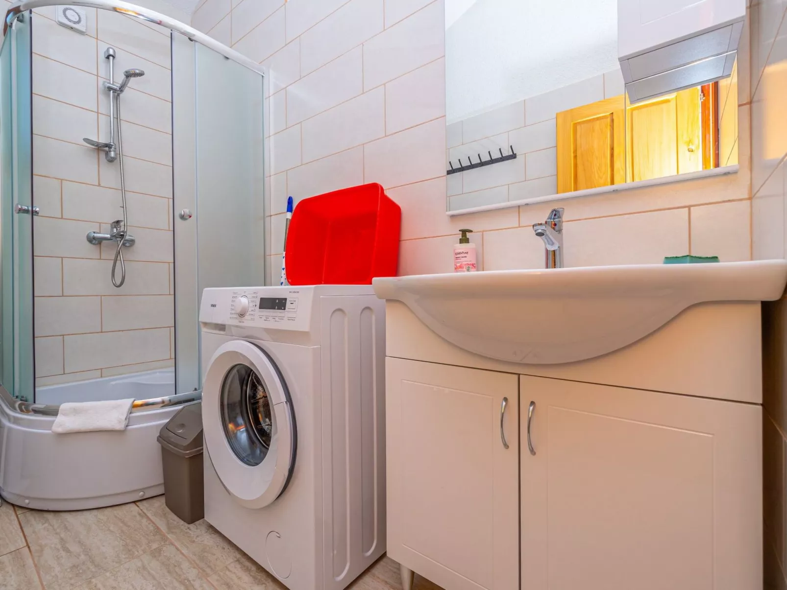 Wohnung Mistral 7-Binnen