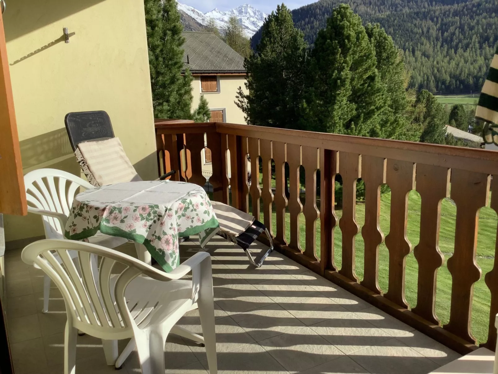 Chesa Auicula-Image-tags.info