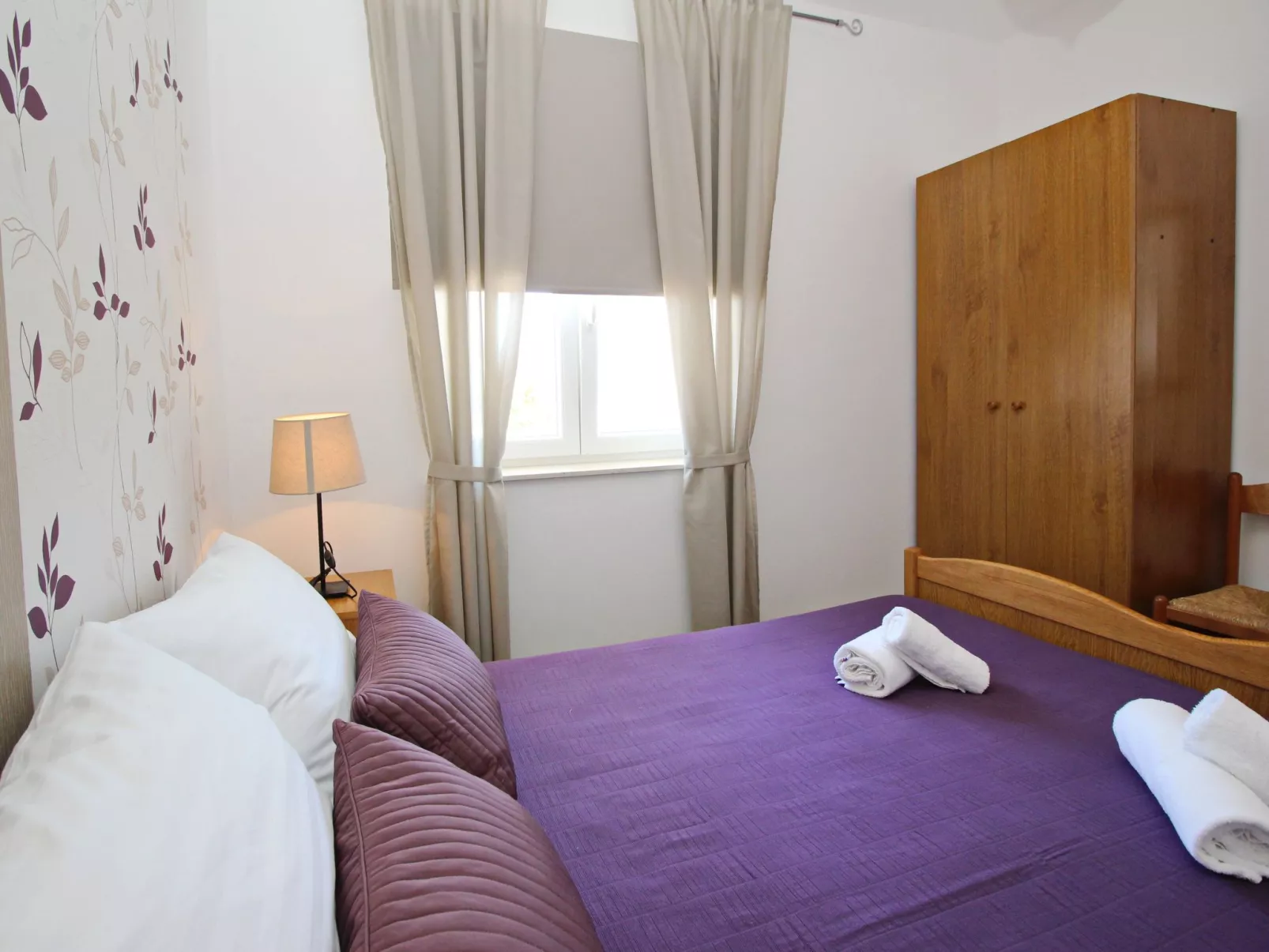 Modern eingerichtete Apartment für 4 Personen, Klimatisiert, freie Parkplatz un-Image-tags.info