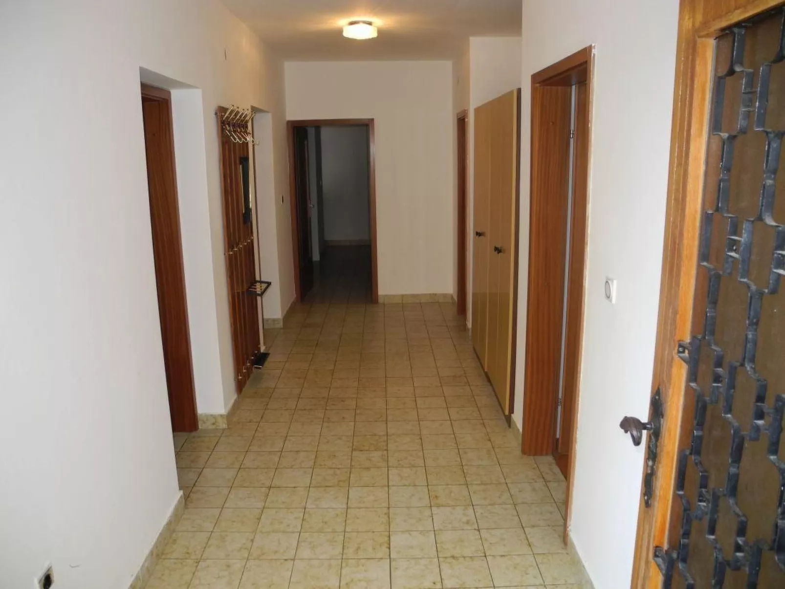 Wohnung für 6 Personen mit Terrasse-Binnen