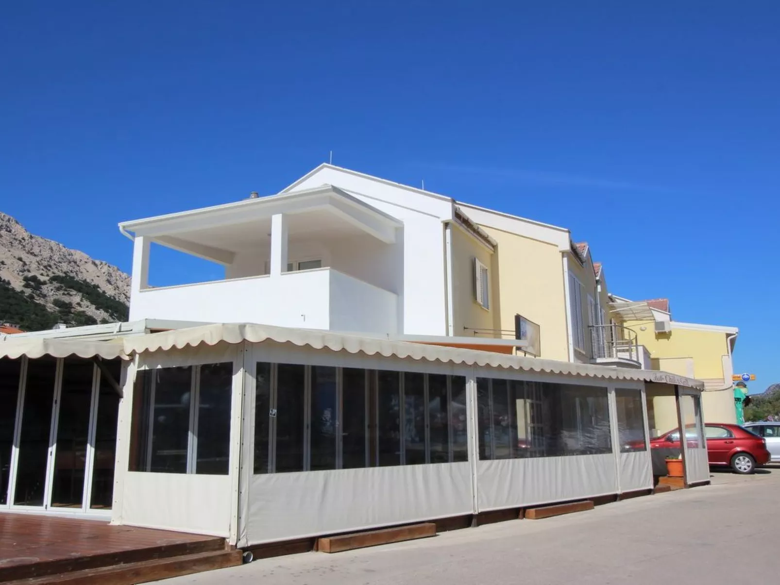 Pintar A4+2 Zarok-Buiten