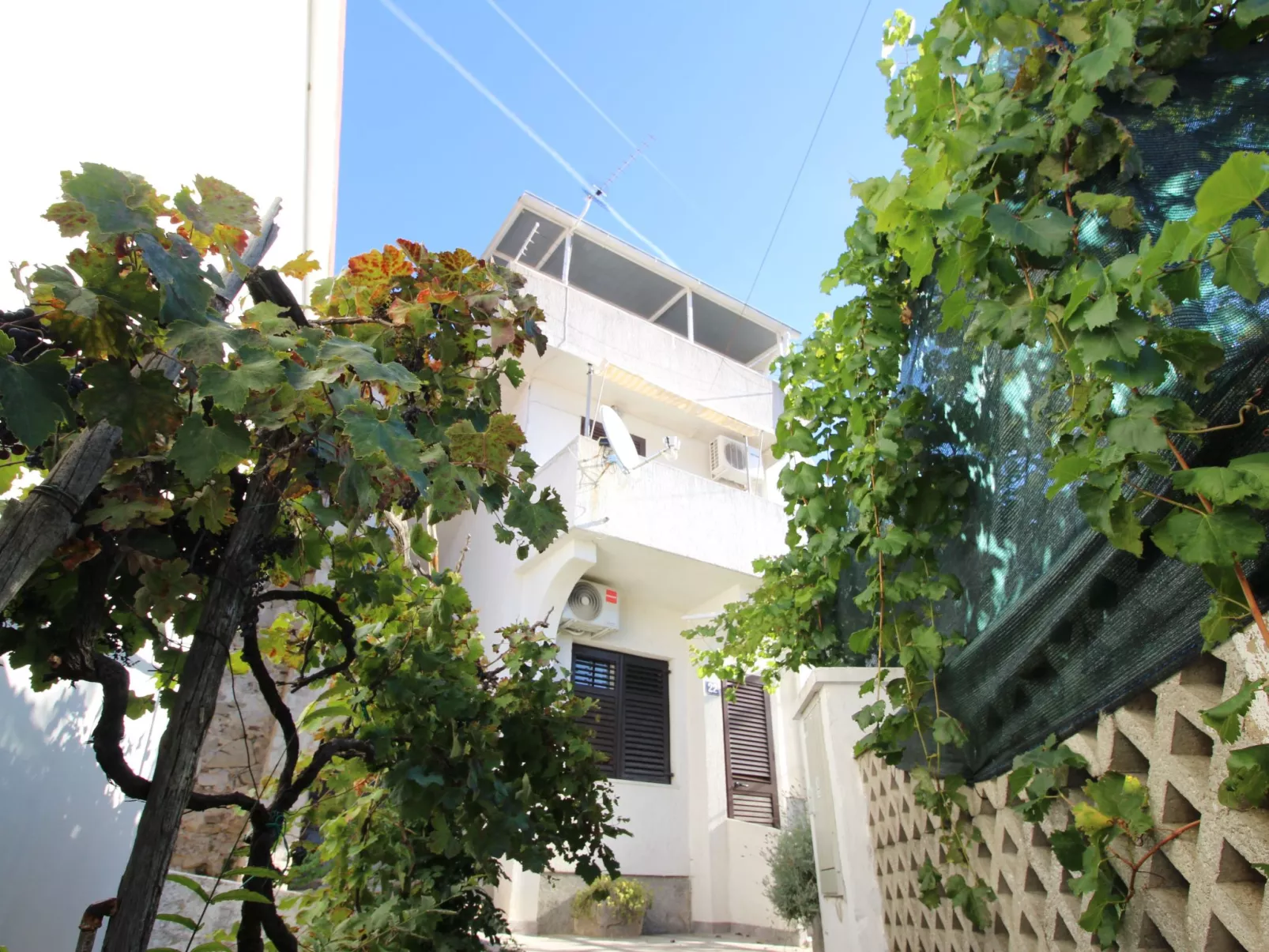 In Baška mit Terrasse-Binnen