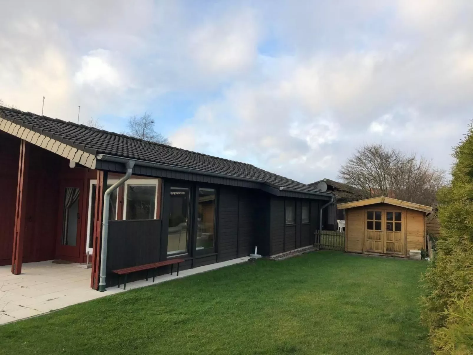 D15 Holzhaus im Feriendorf Eckwarderhörne-Buiten