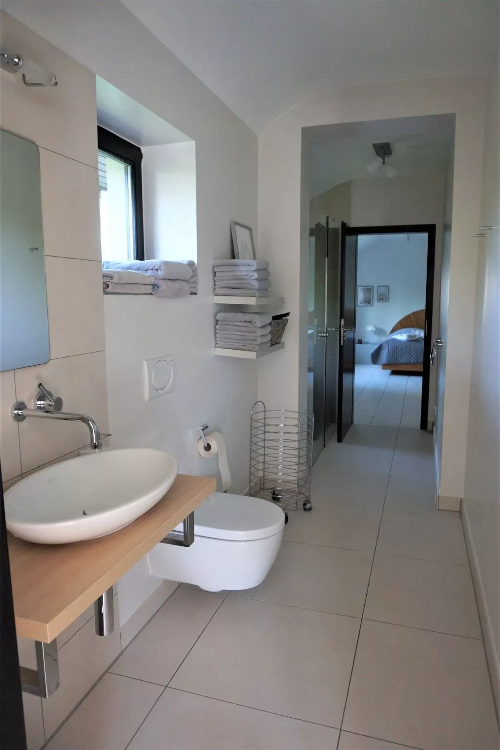 Großzügiges Haus mit traumhafter Gartenanlage-Binnen