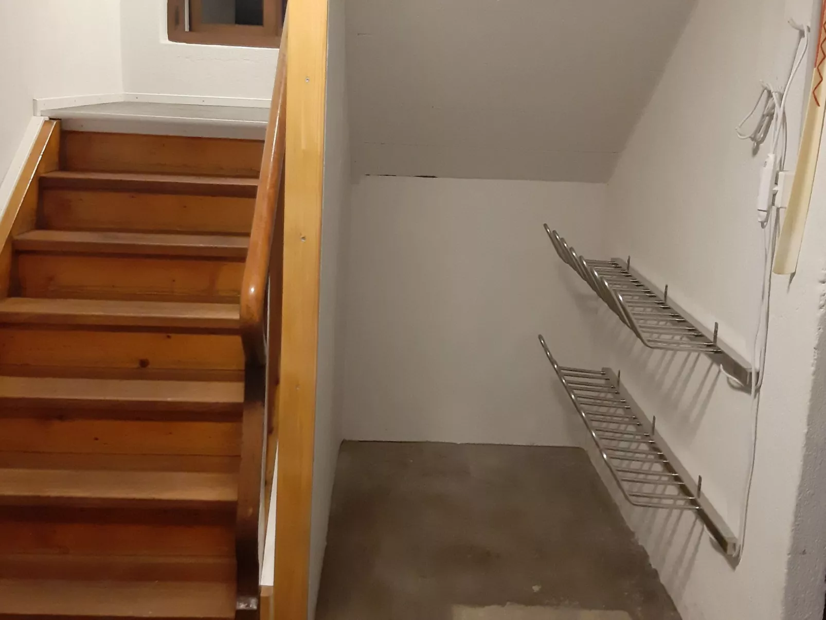 3.5 Zi-DachWohnung-Binnen