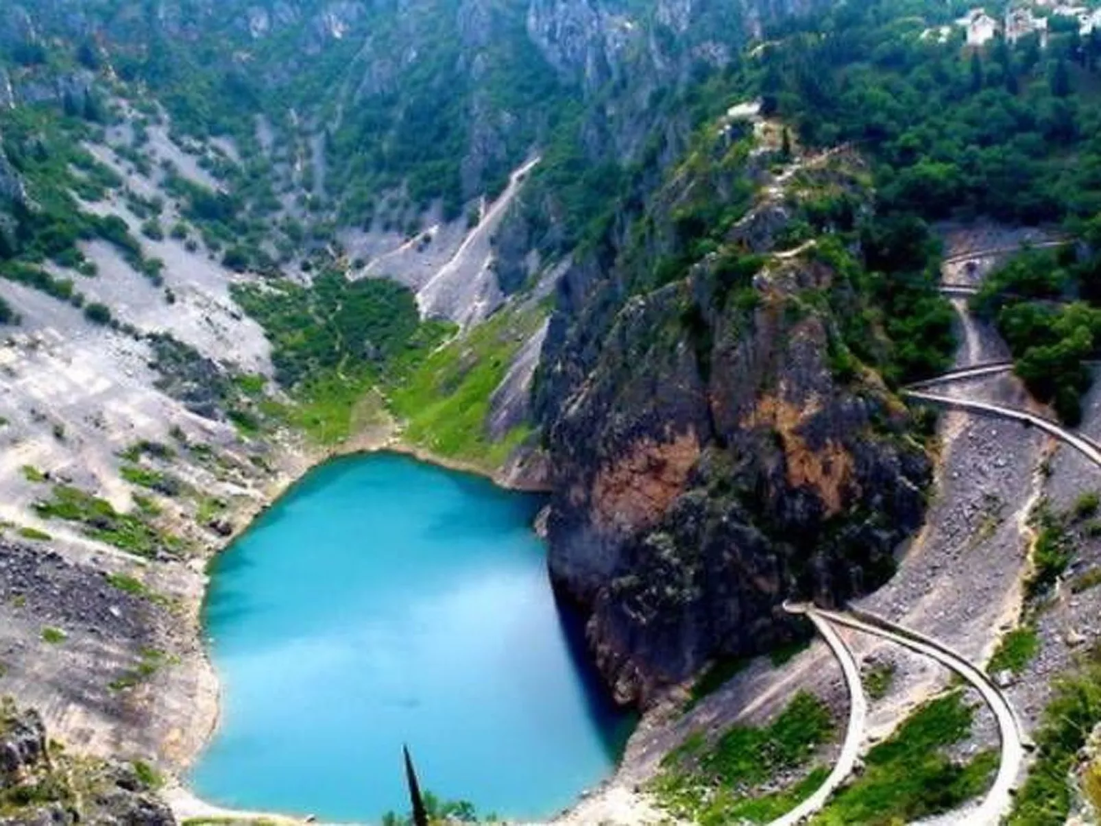 In der Nähe des Meeres und des Sees-Buiten