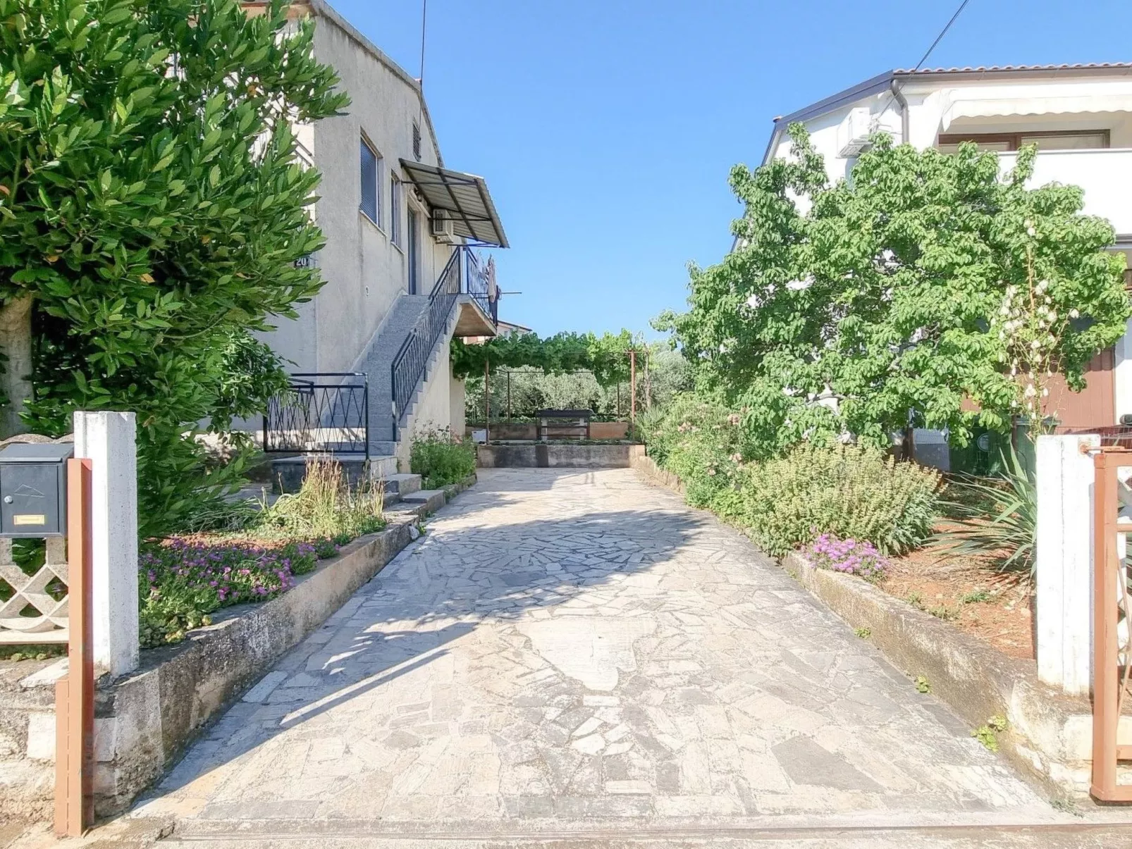Wohnung "Ester" mit Balkon-Buiten