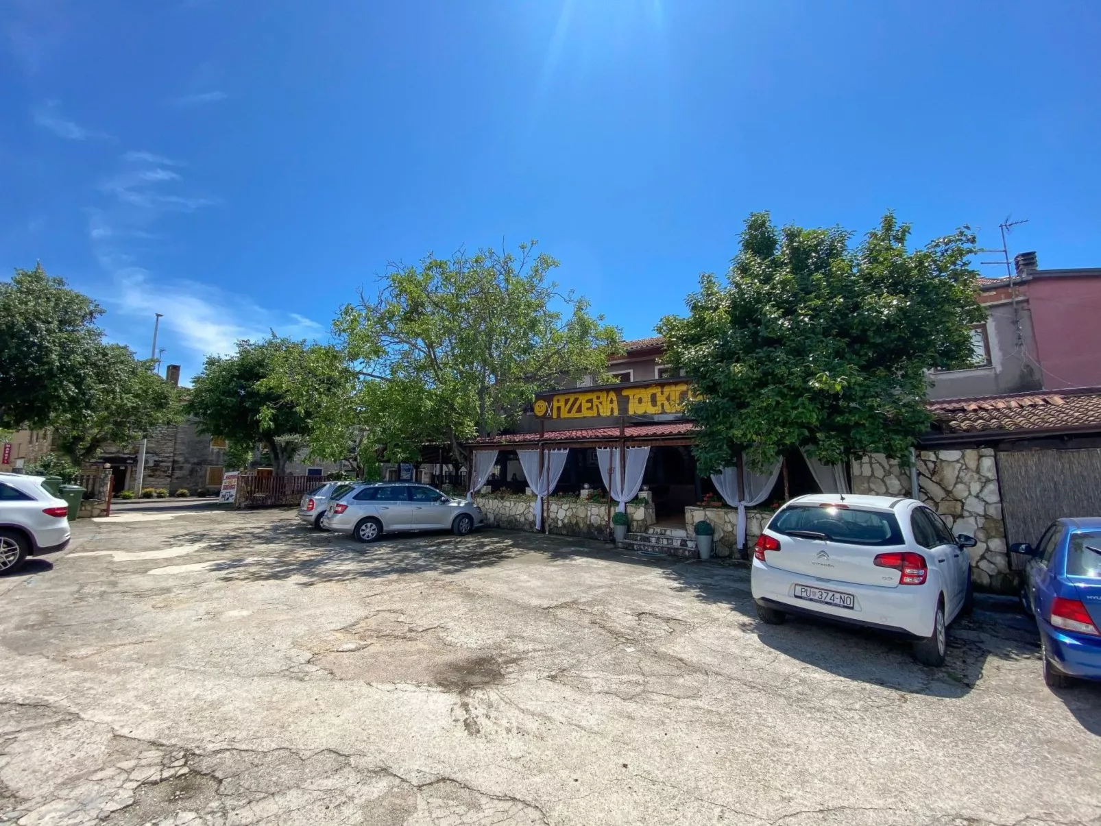 "Tomas" mit eigener Terrasse-Buiten