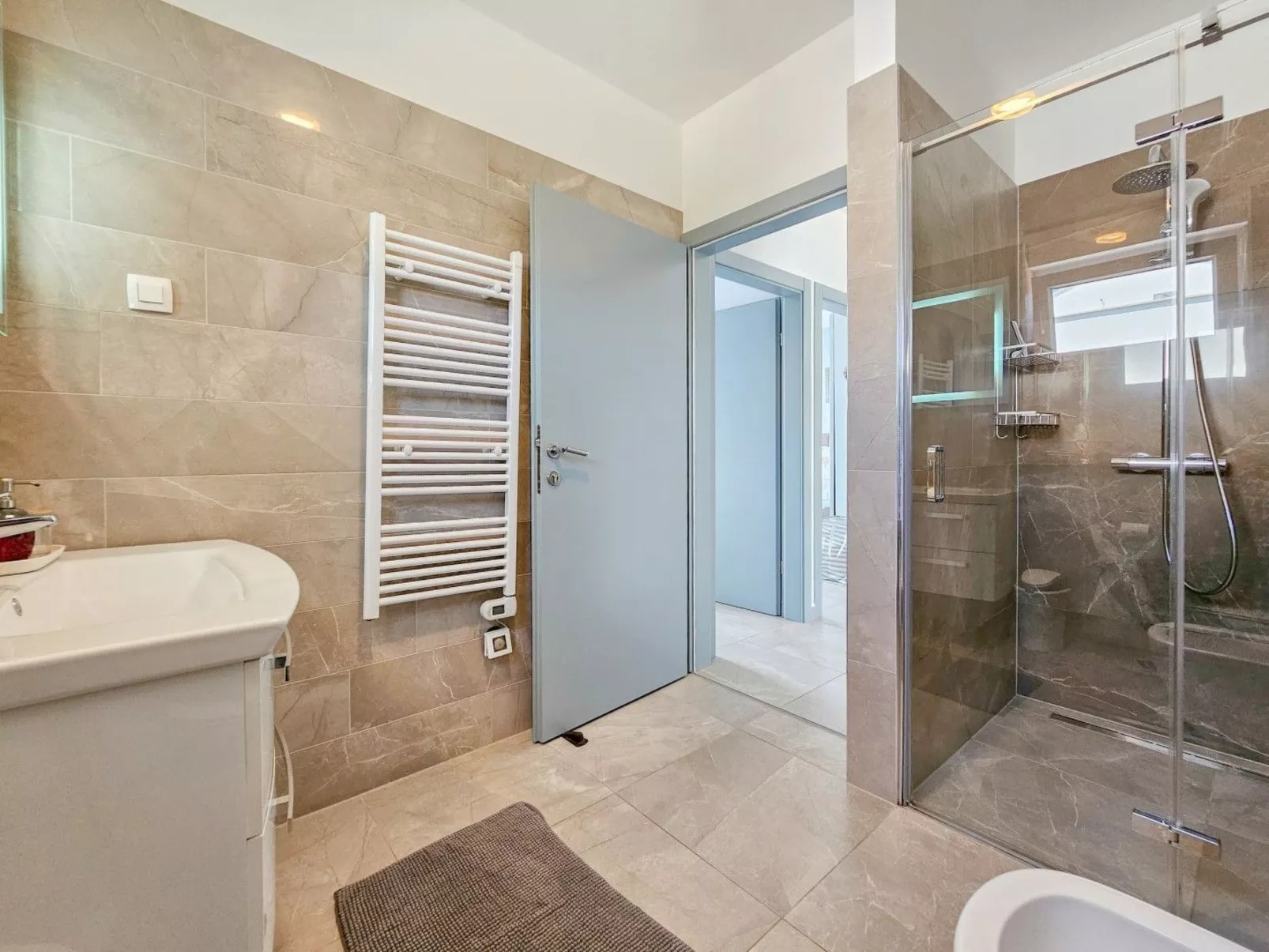 Für 4-6 Personen-Binnen