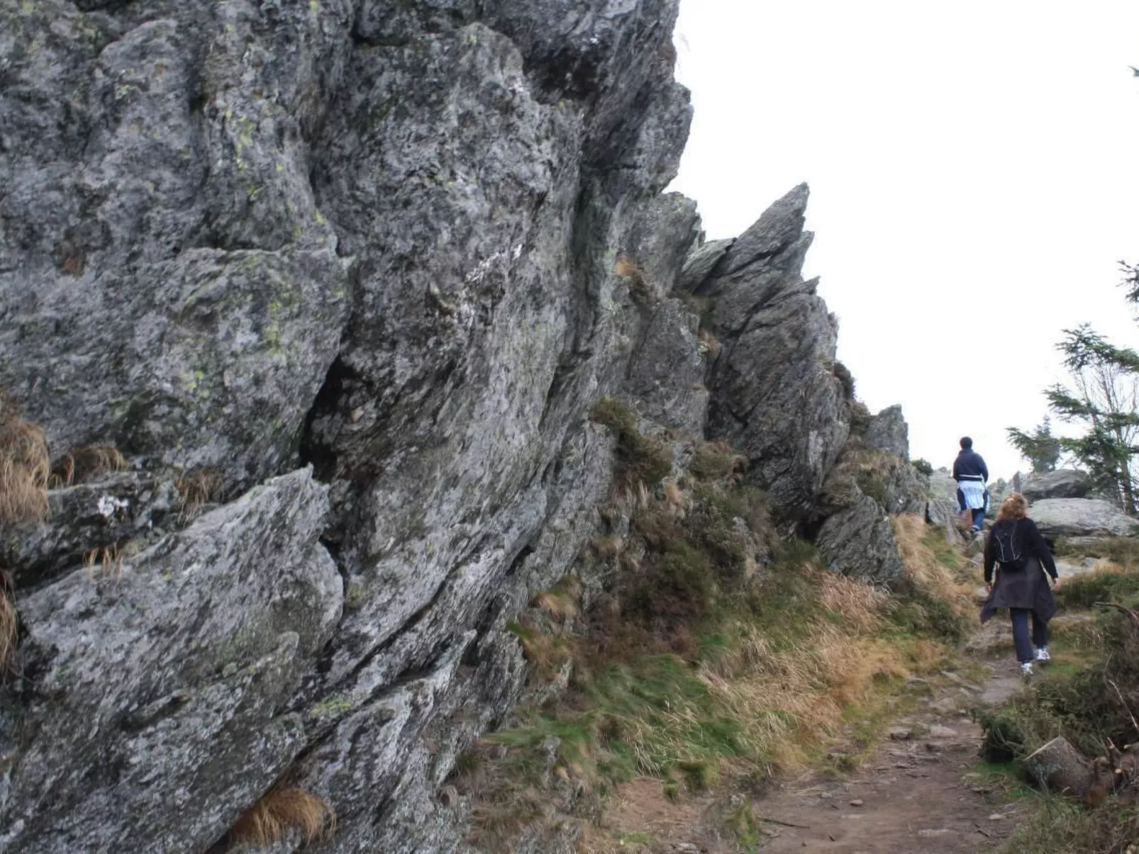 Große Wohnung mit Badewanne-Image-tags.info
