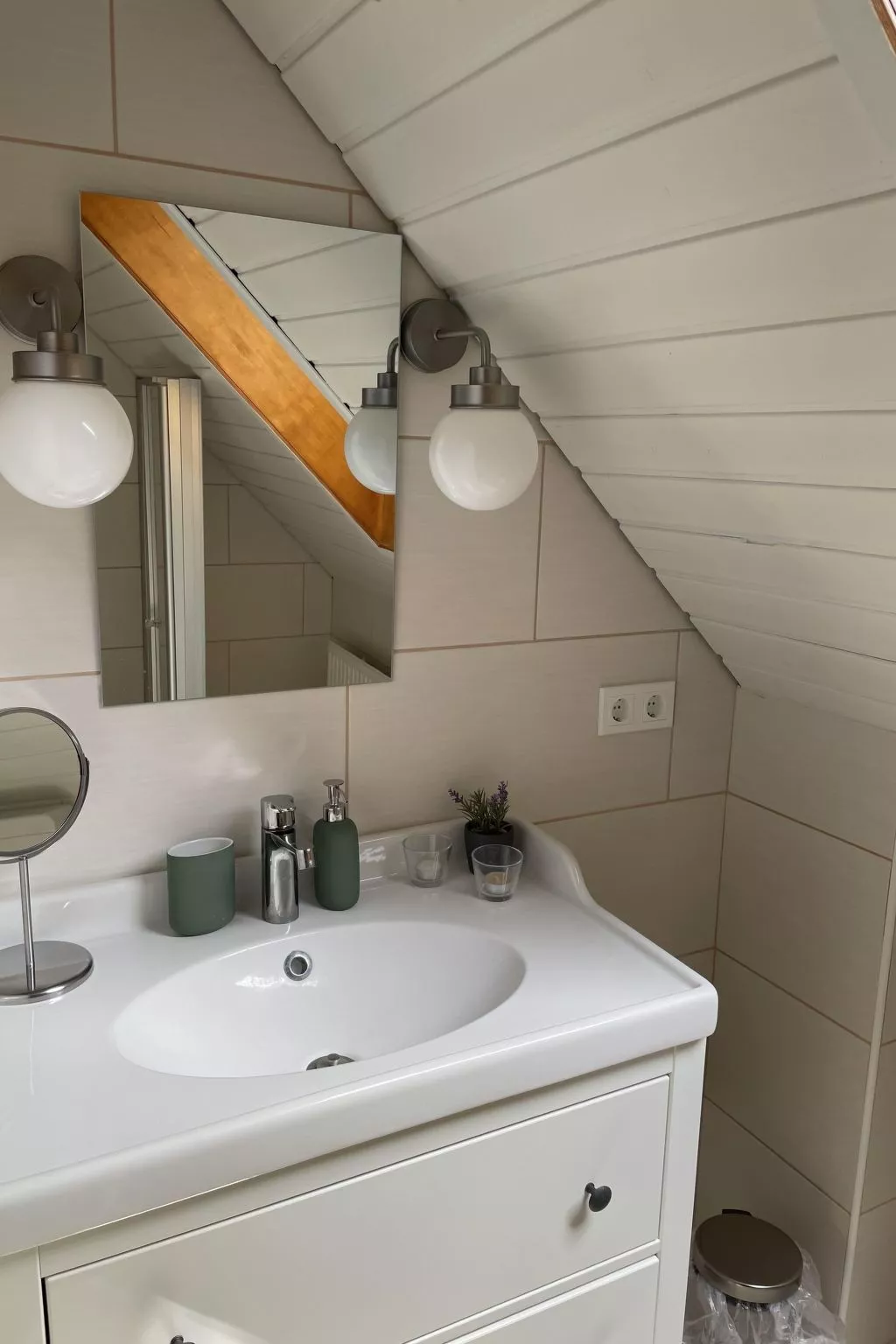 Im Fachwerkstil mit Sauna und Garten - Binnen