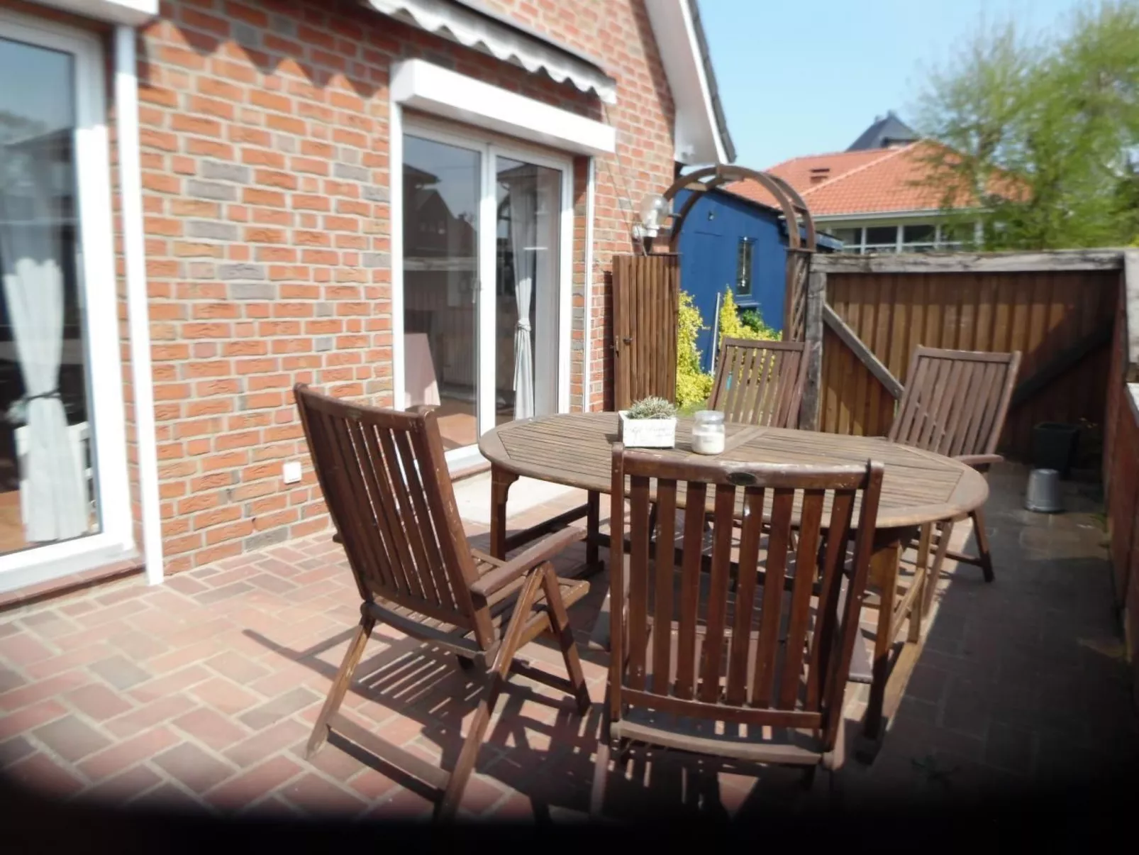 Mit Garten und Stellplatz-Image-tags.info