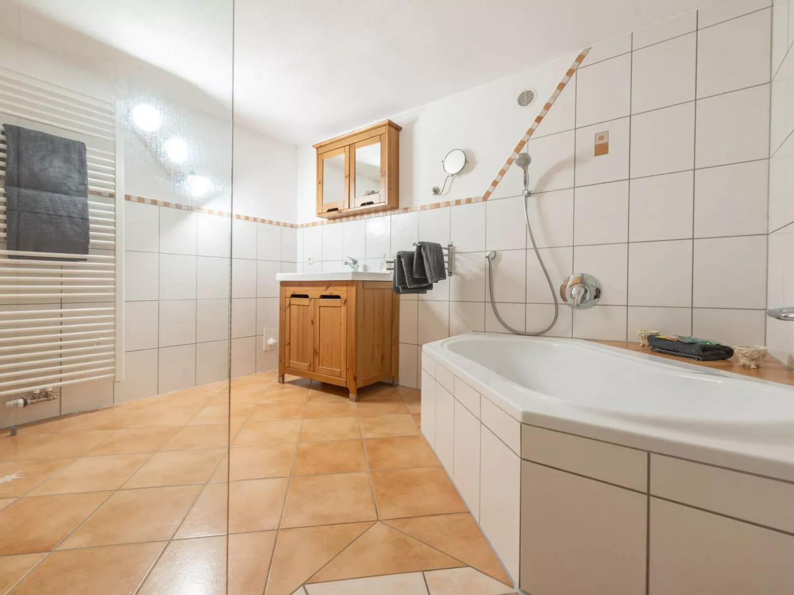 Mit Sauna-Image-tags.info