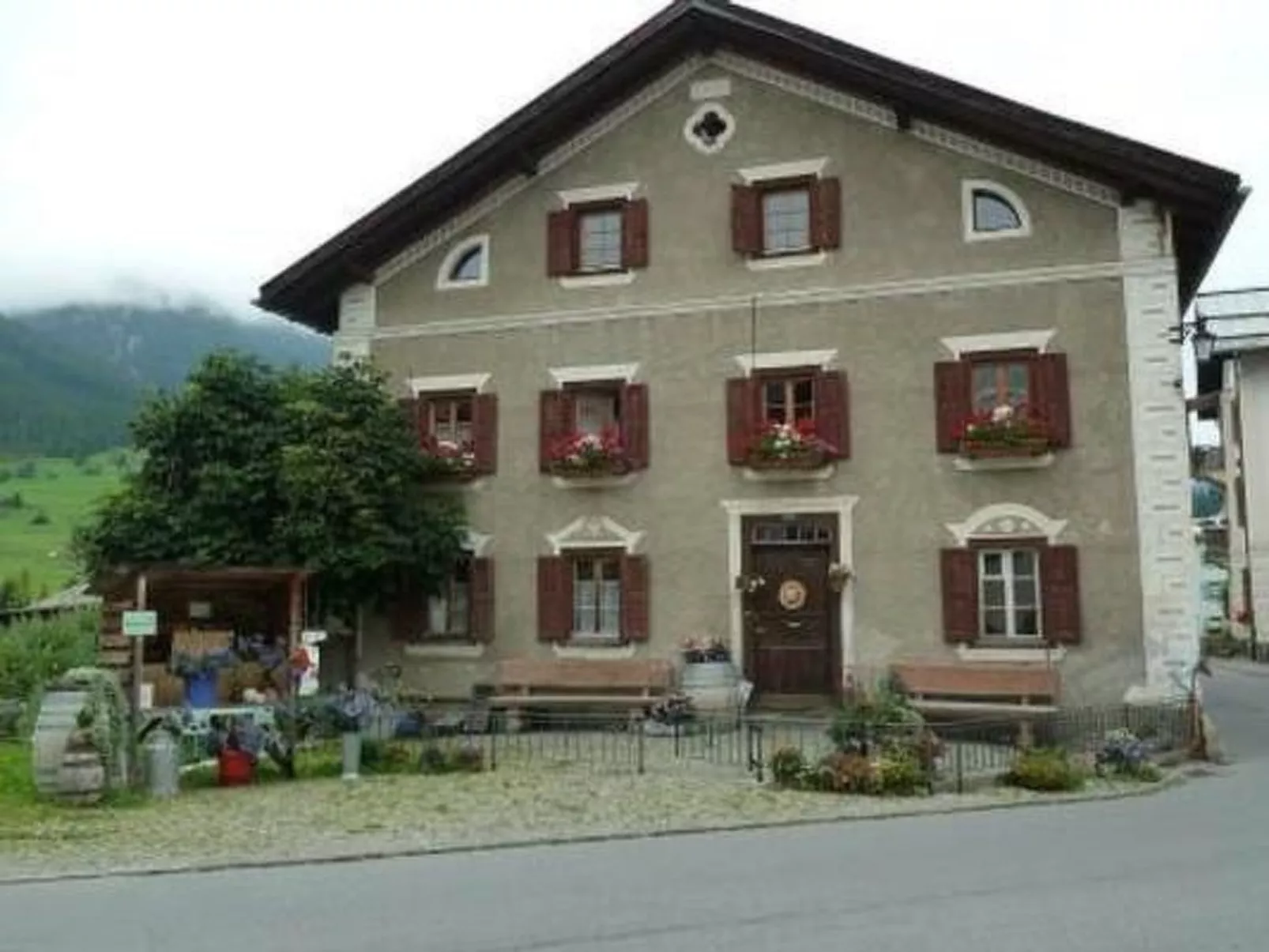 Barba Peder - BioBergün-Buiten