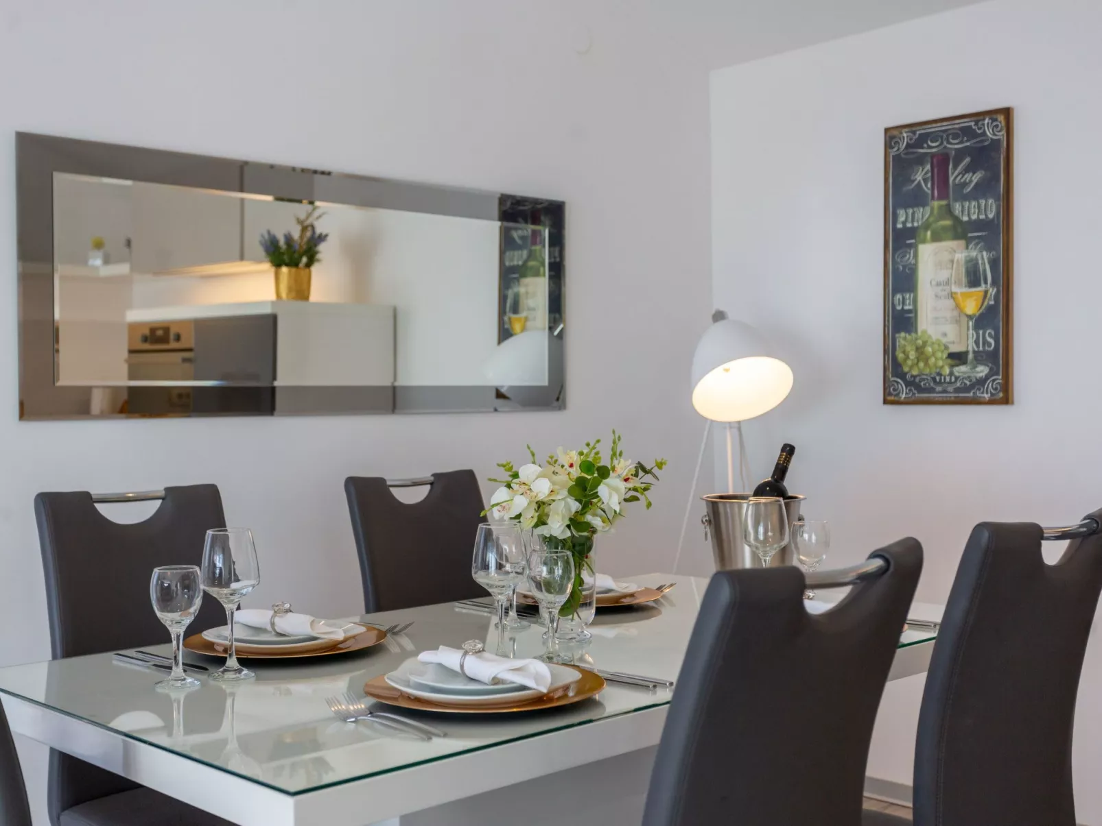 Villa Melki mit großem Privatpool-Binnen